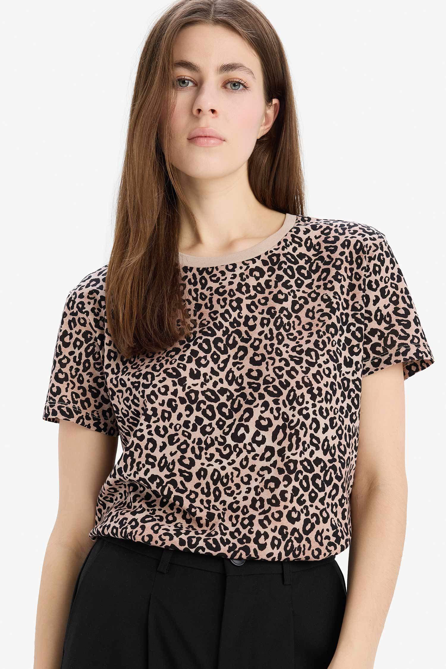 Long  Fit Bisiklet Yaka Leopar Desenli Penye Kısa Kollu Tişört