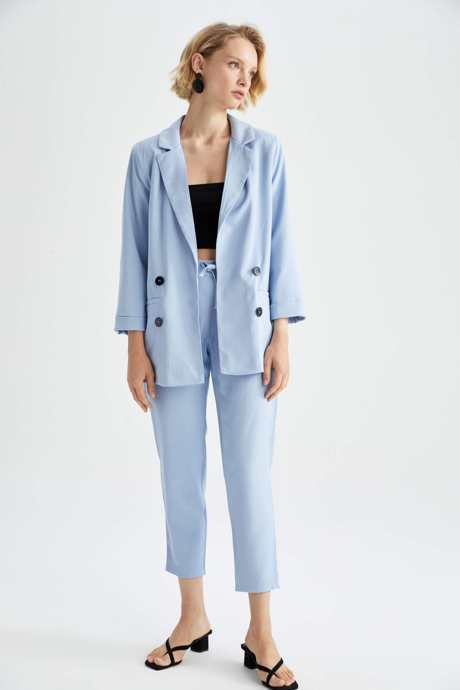 Jogger Fit Tie Waist Crop Chinos