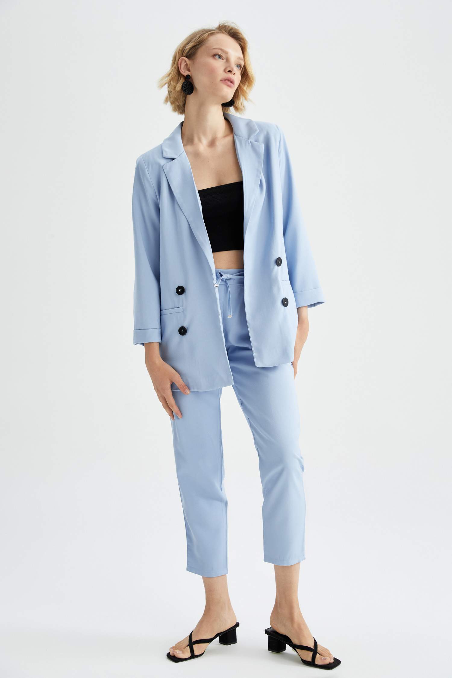 Jogger Fit Tie Waist Crop Chinos