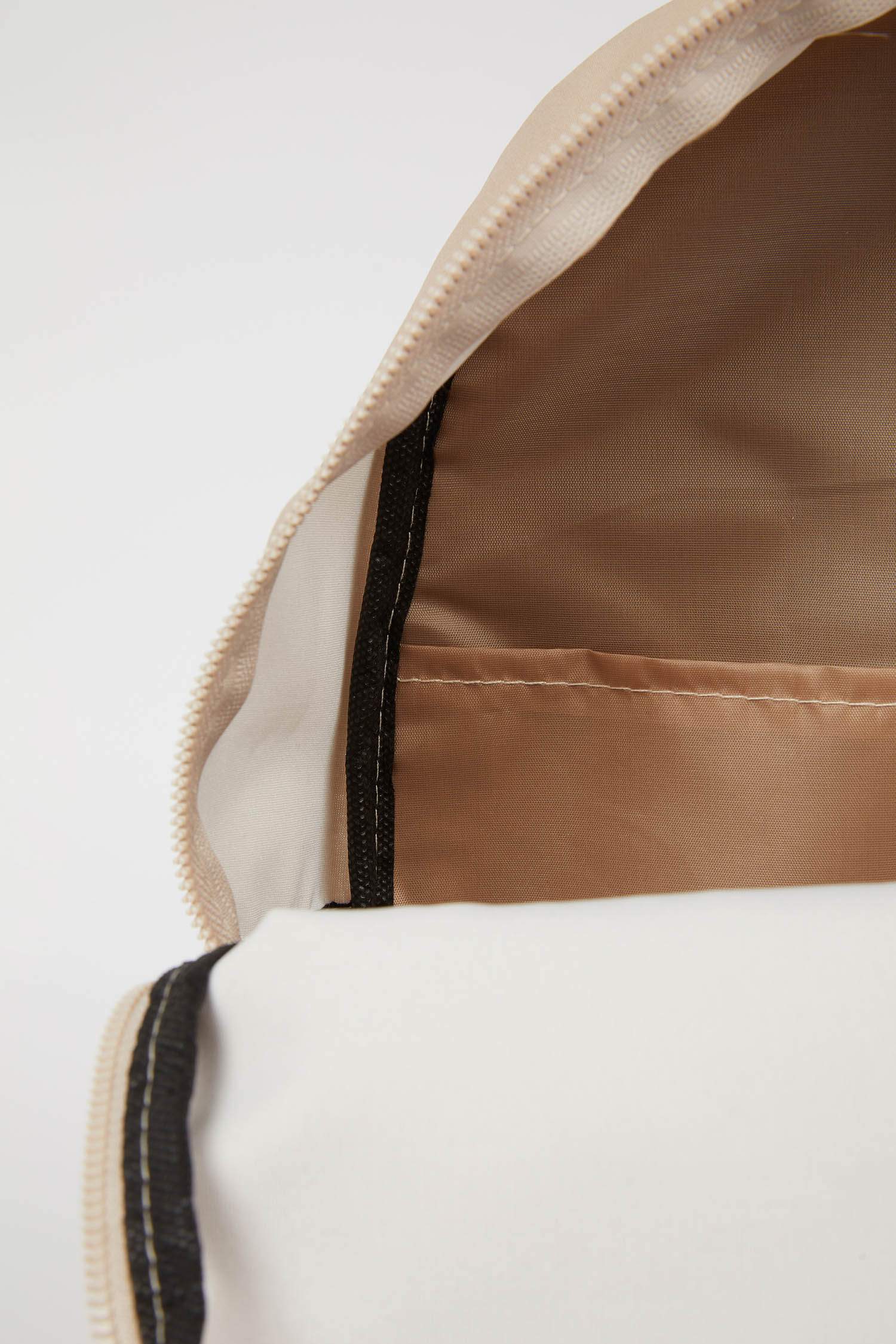 Әйелдерге арқақоржын