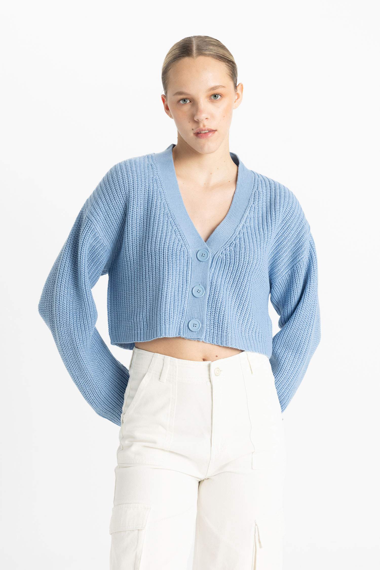 Regular Fit V Yaka Basic Düz Düğmeli Triko Hırka