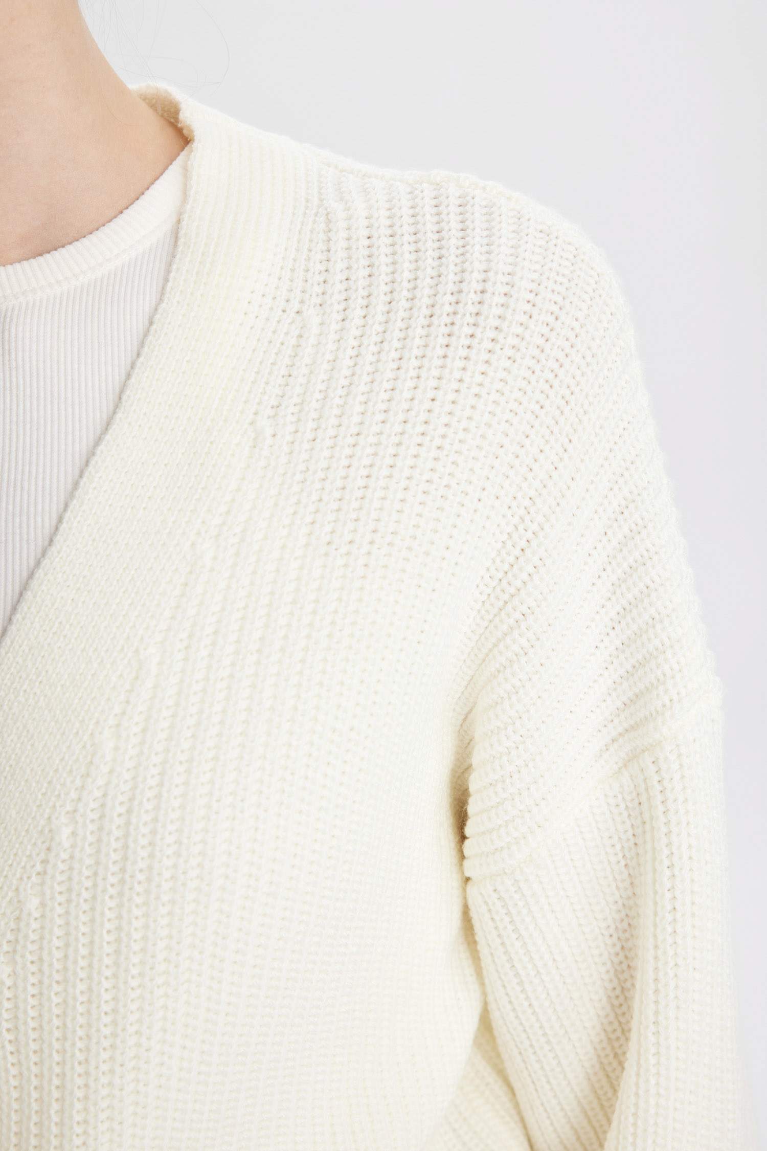 Regular Fit V Yaka Basic Düz Düğmeli Triko Hırka