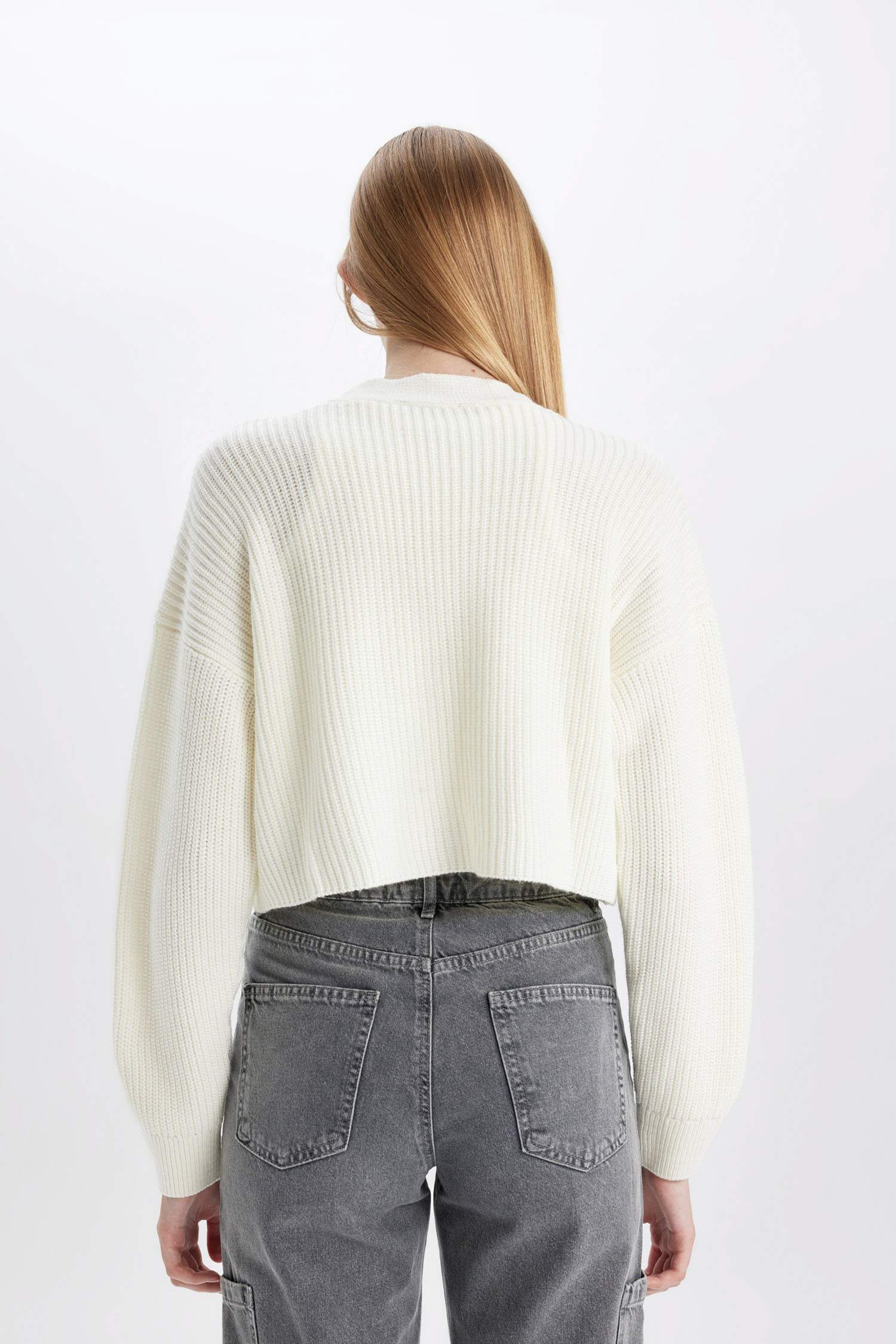 Regular Fit V Yaka Basic Düz Düğmeli Triko Hırka