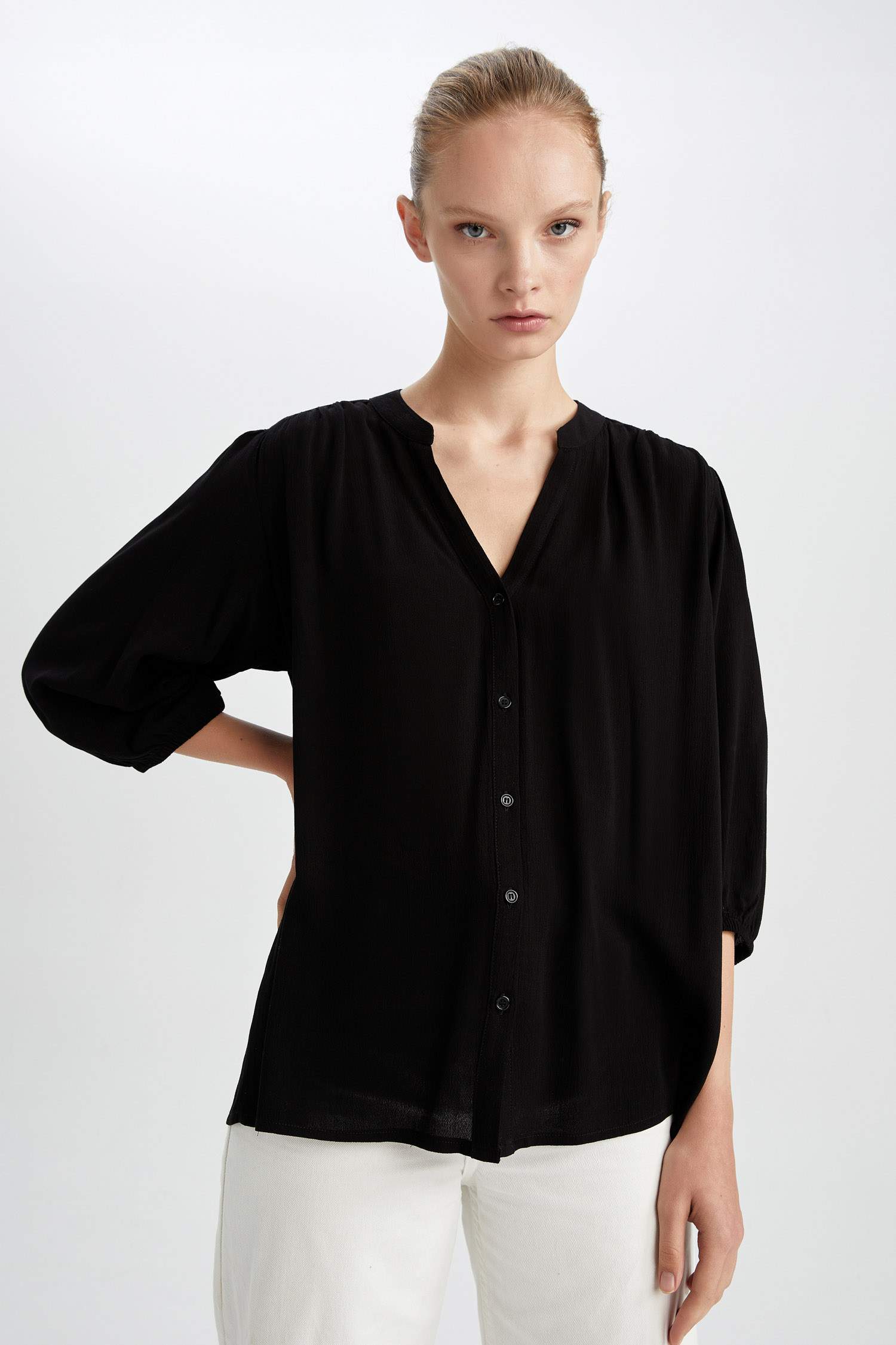 Black WOMEN V Neck Half Sleeves Blouse 2505824 | DeFacto