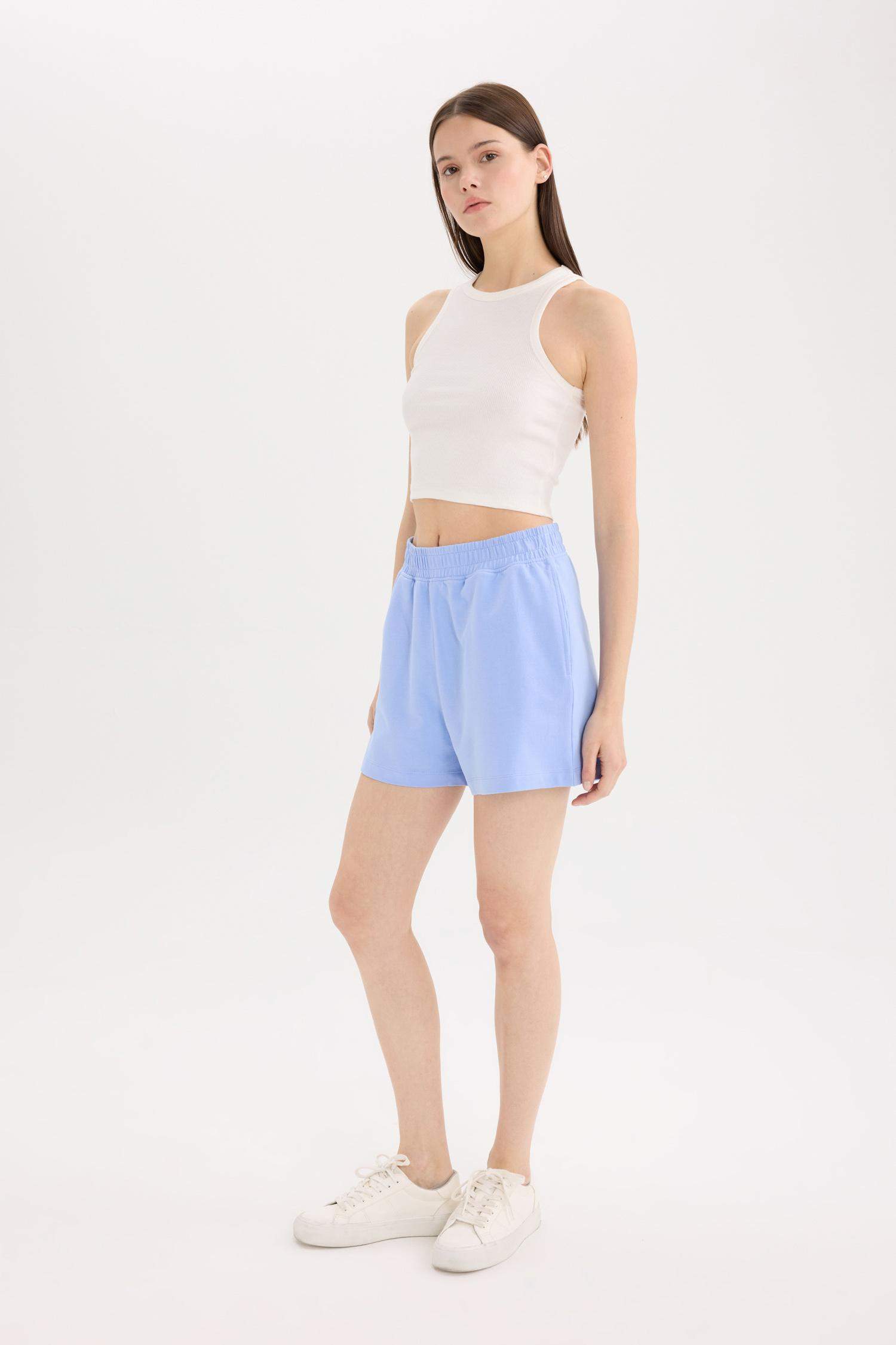 شورت قصة عادية