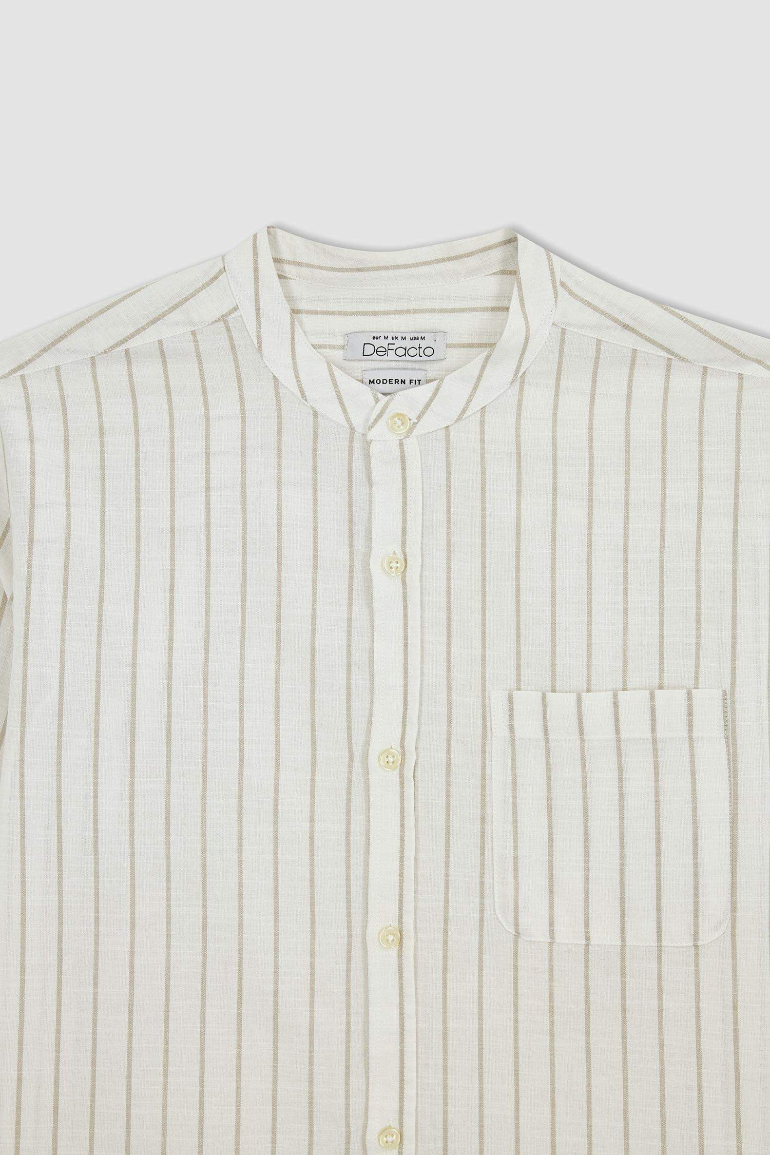 Chemise À Manches Longues Et Col Montant De Coupe Moderne