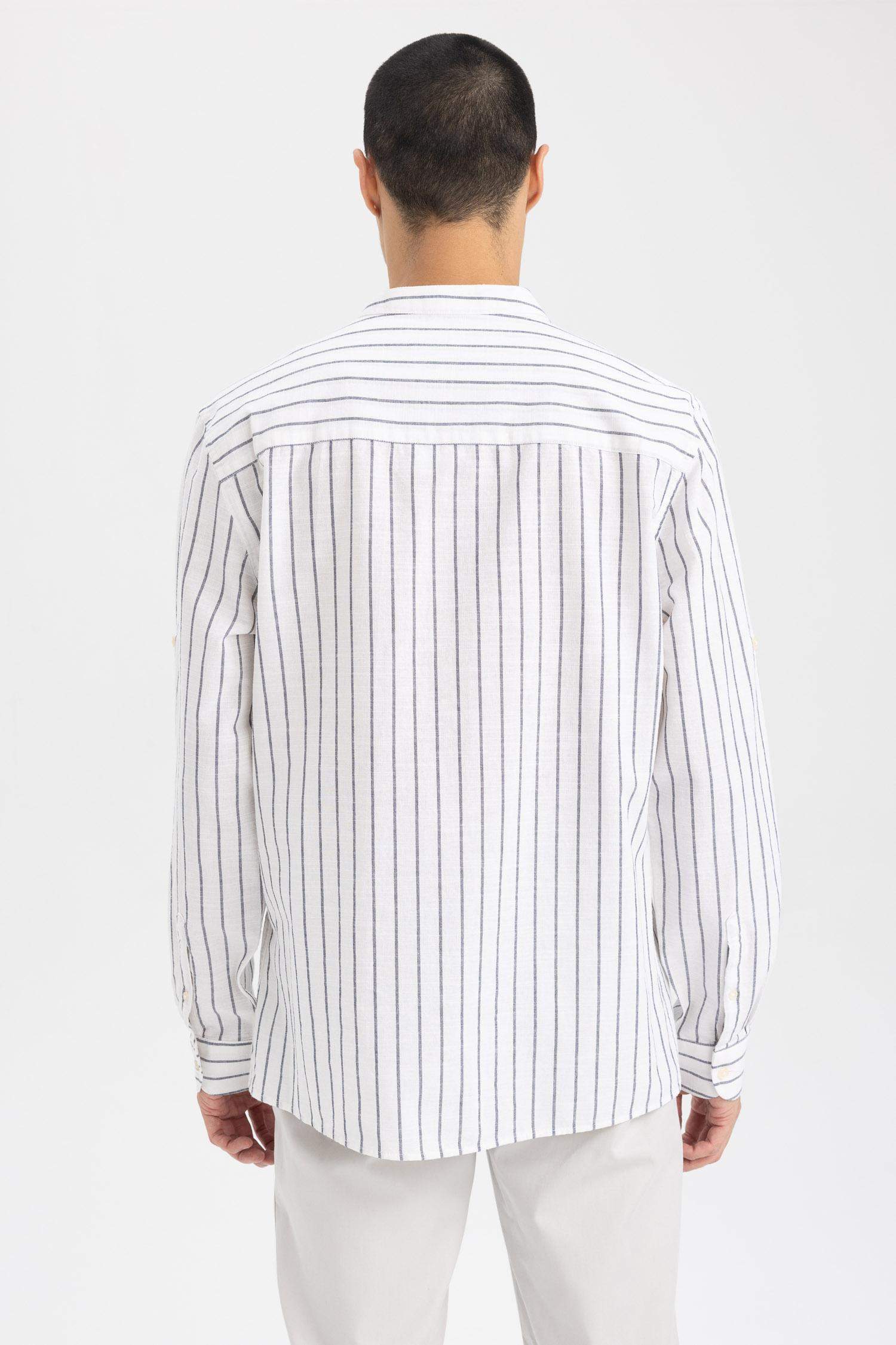 Chemise À Manches Longues Et Col Montant De Coupe Moderne