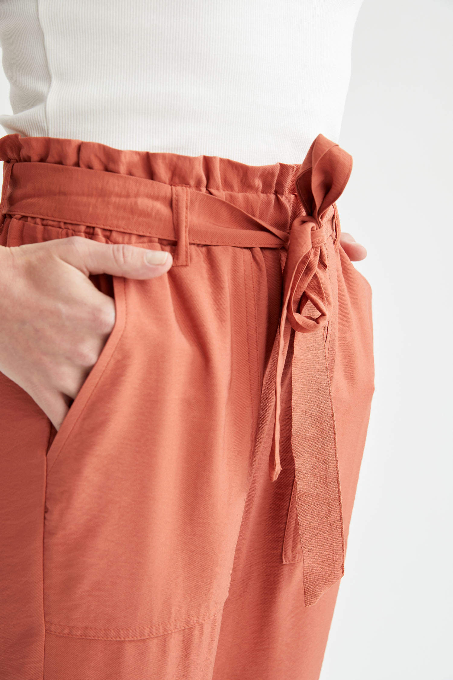 Defacto Paper Bag Yüksek Bel Kuşaklı Sürdürülebilir Tencel Pantolon. 5