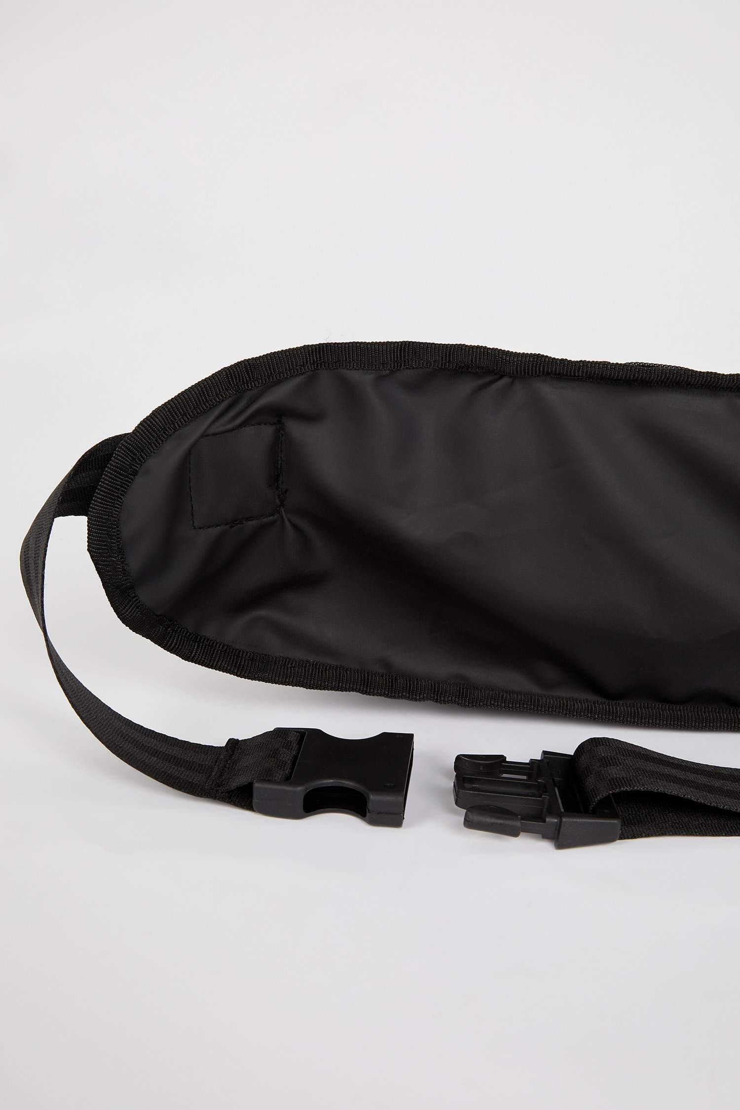 Erkek Silikon Etiketli Suni Deri Bel Çantası