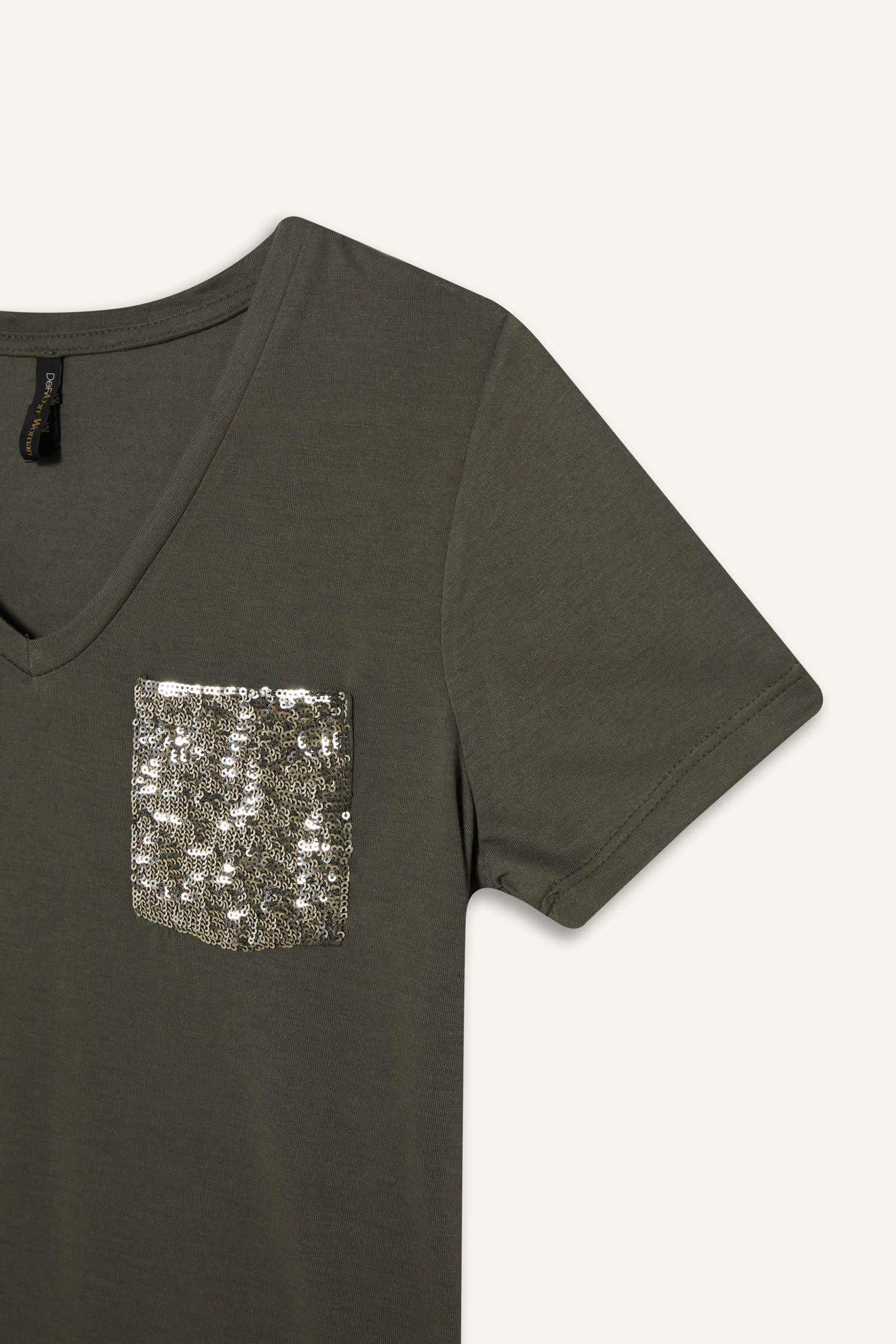 Regular Fit V Yaka Cepli Kısa Kollu Tişört