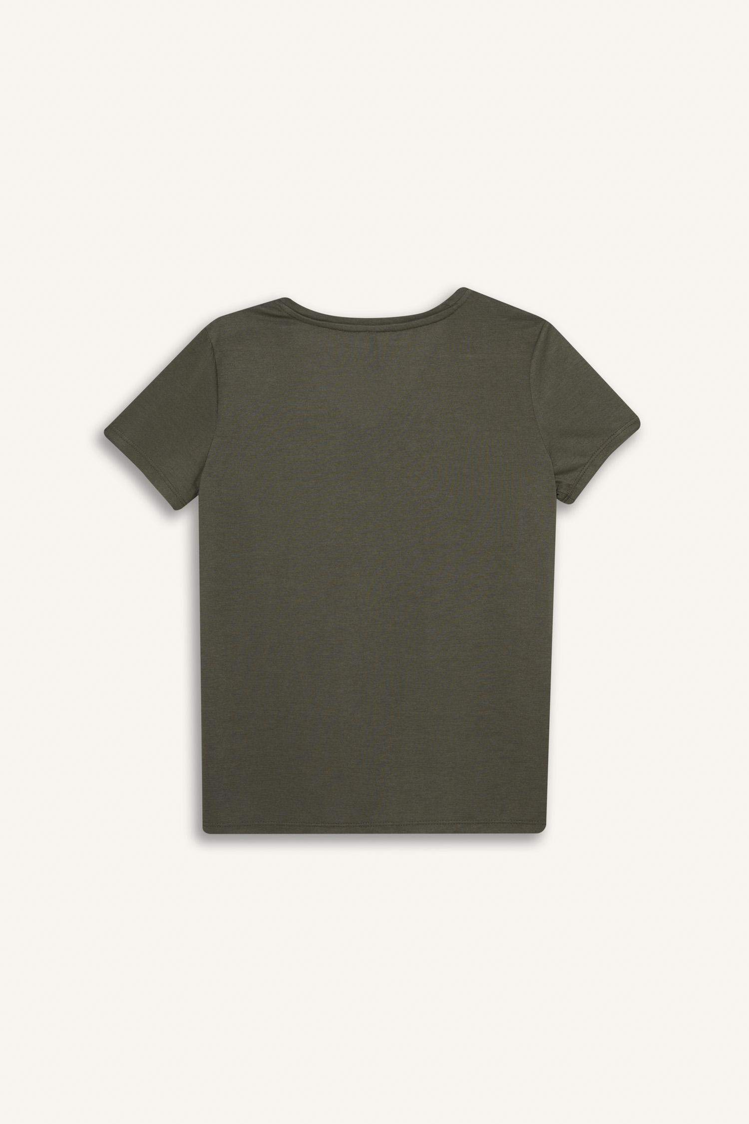 Regular Fit V Yaka Cepli Kısa Kollu Tişört