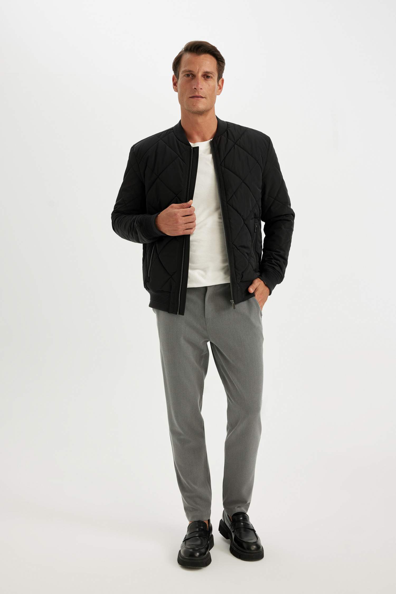 Su İtici Slim Fit Dar Kesim Bomber Kolej Yaka Fermuarlı Cepli Astarlı Mevsimlik Mont