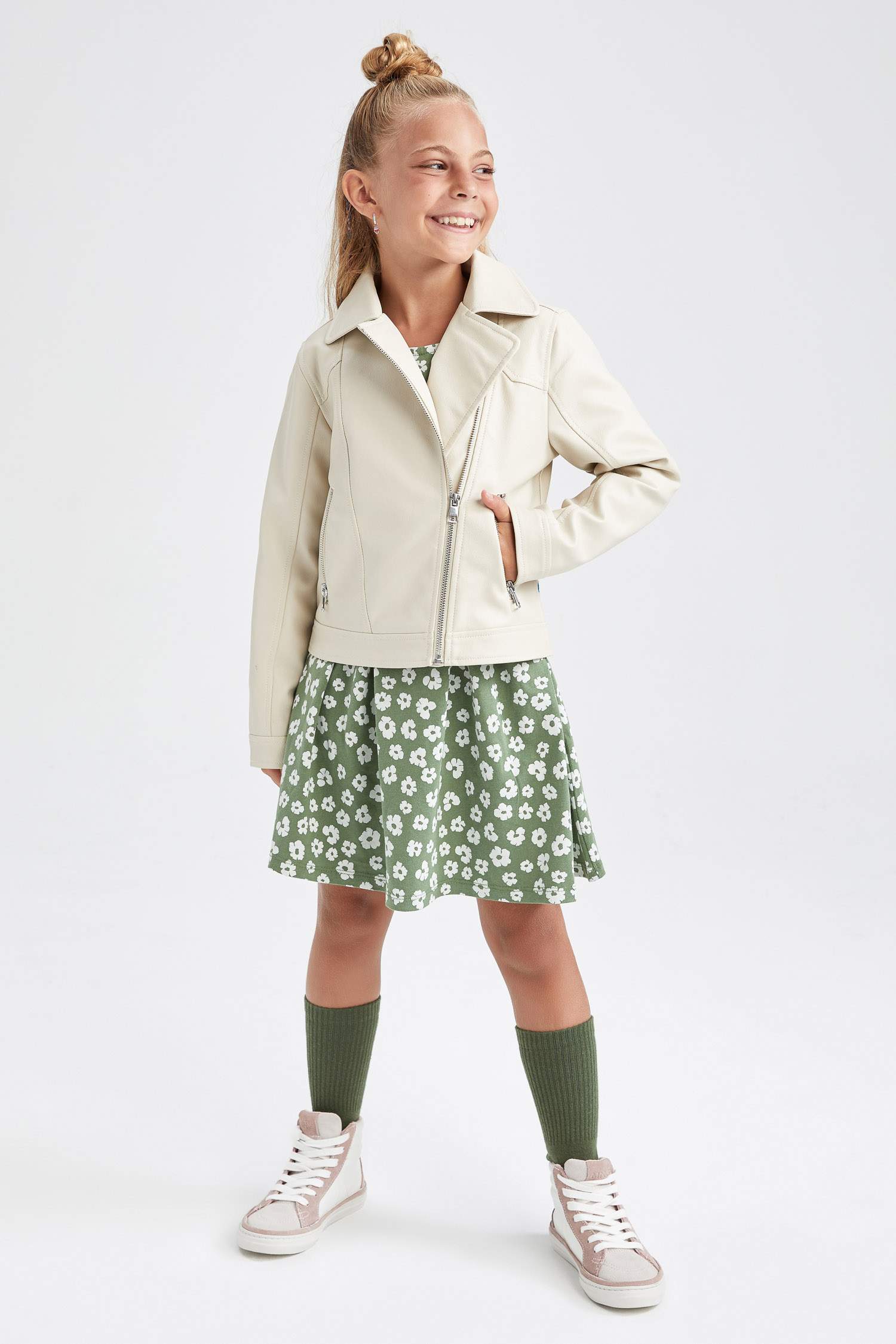 Kız Çocuk Su Geçirmez Suni Deri Mont