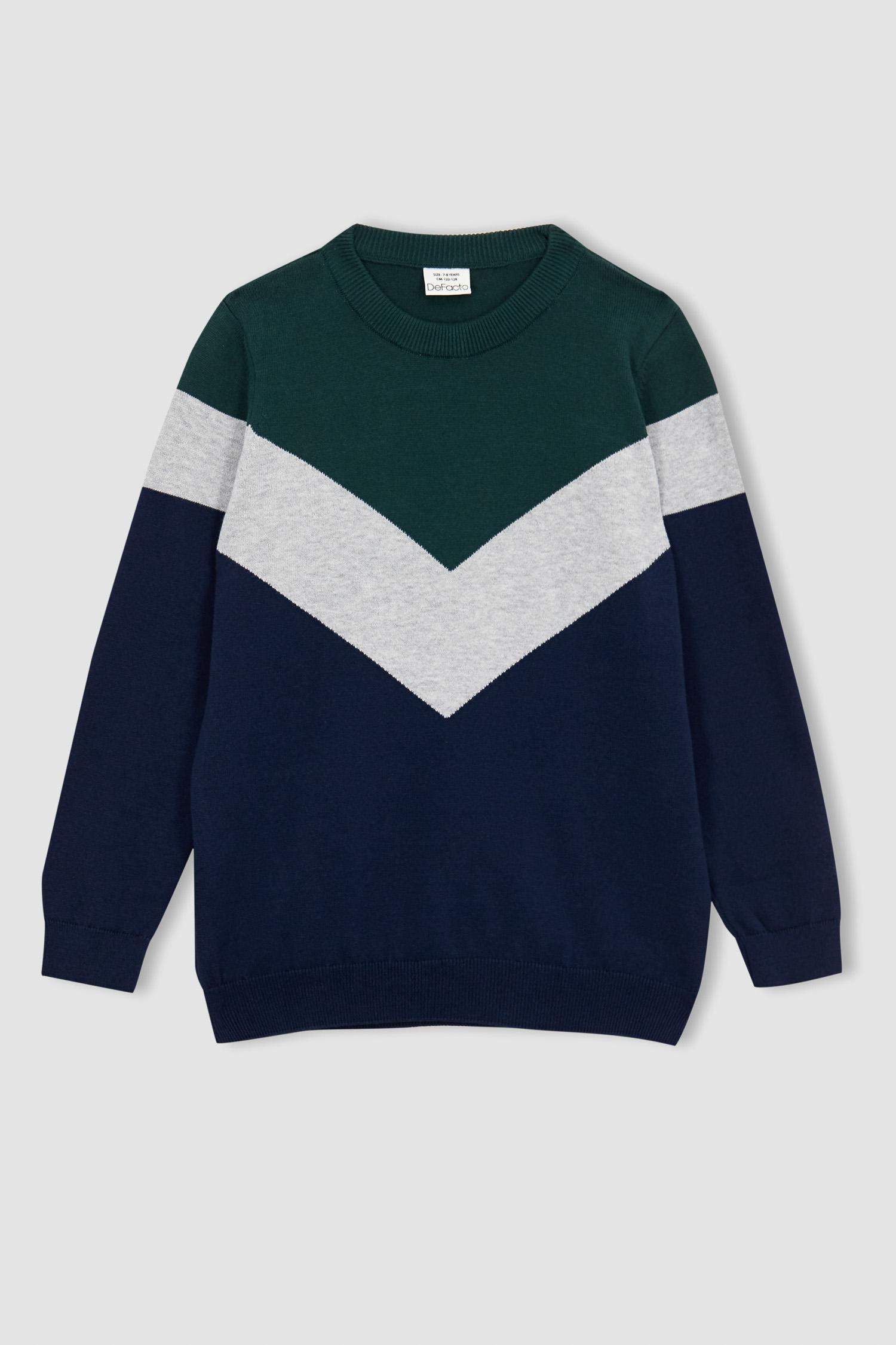 Свитер стандартного кроя с круглым вырезом для мальчиков