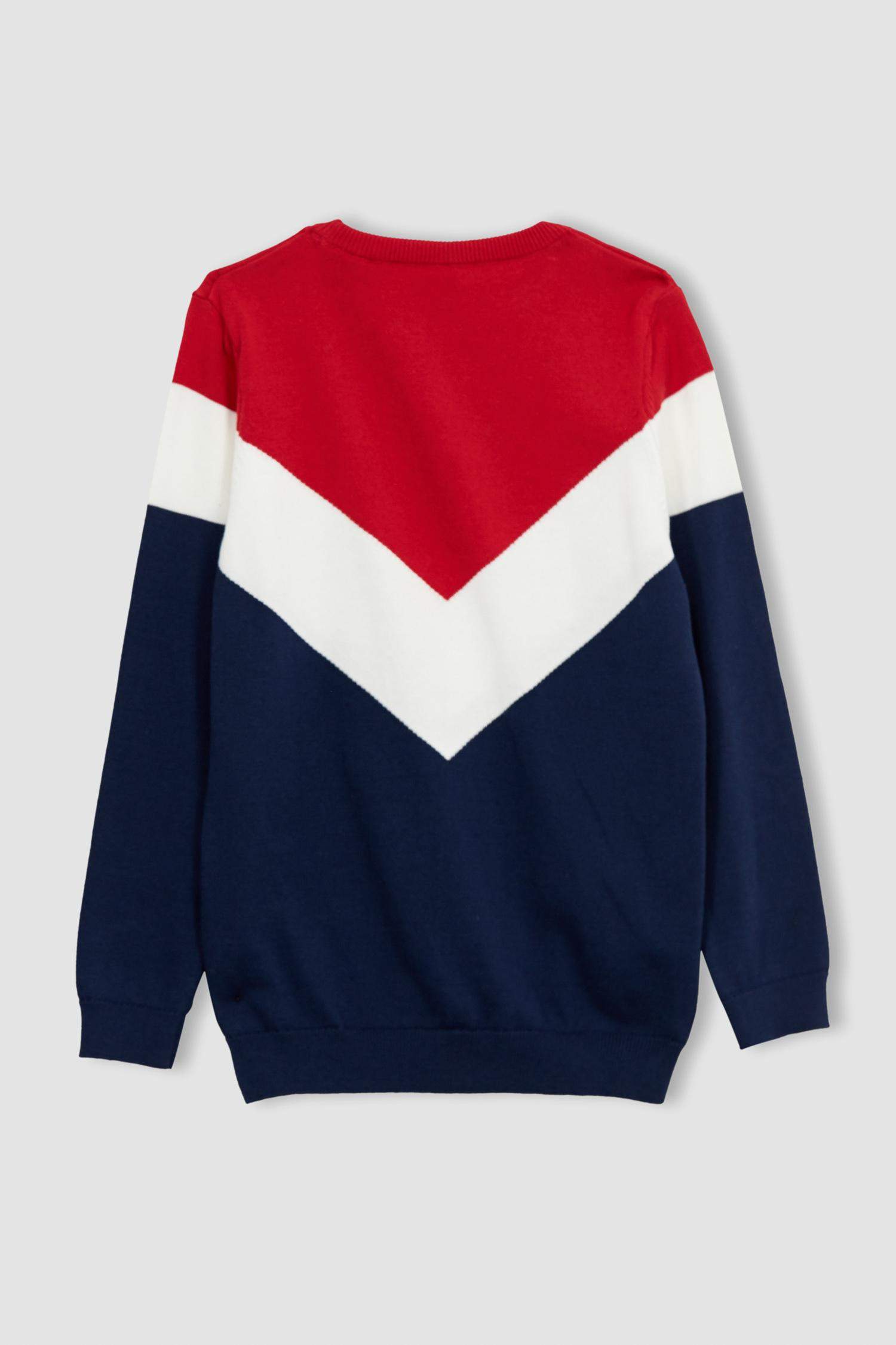 Пуловер стандартного кроя с круглым вырезом для мальчиков