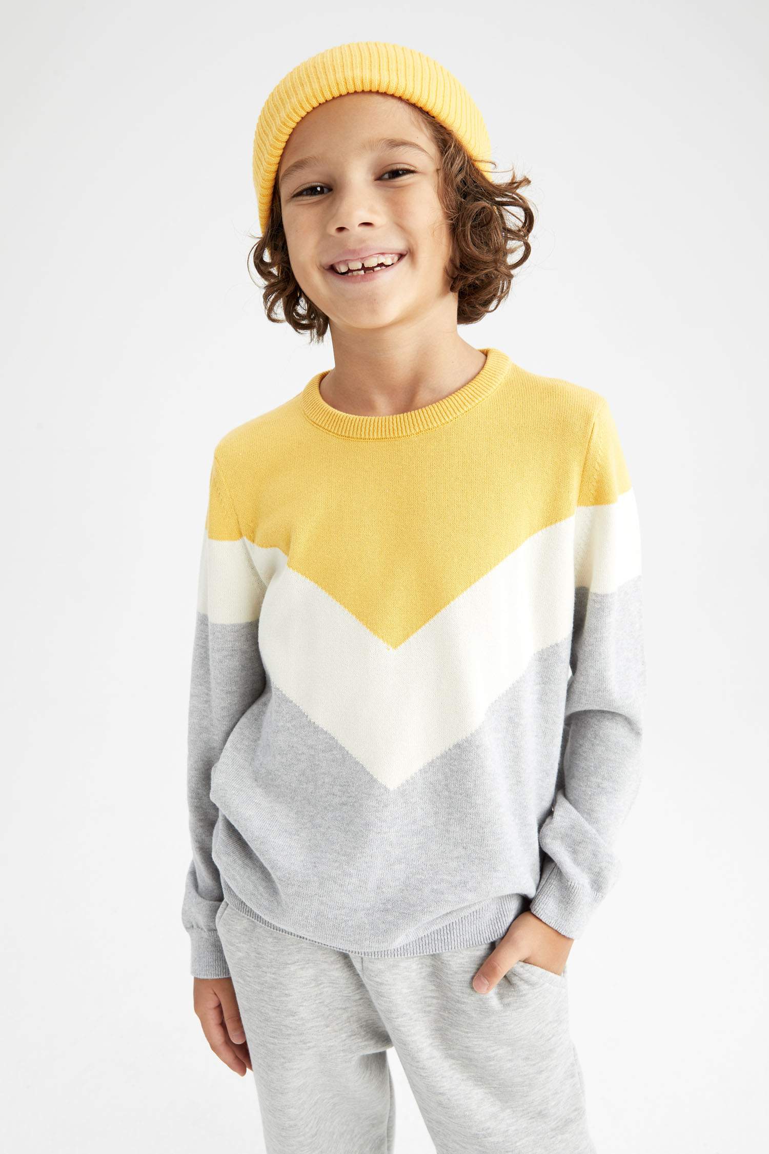 Свитер стандартного кроя для мальчиков, Школьная коллекция