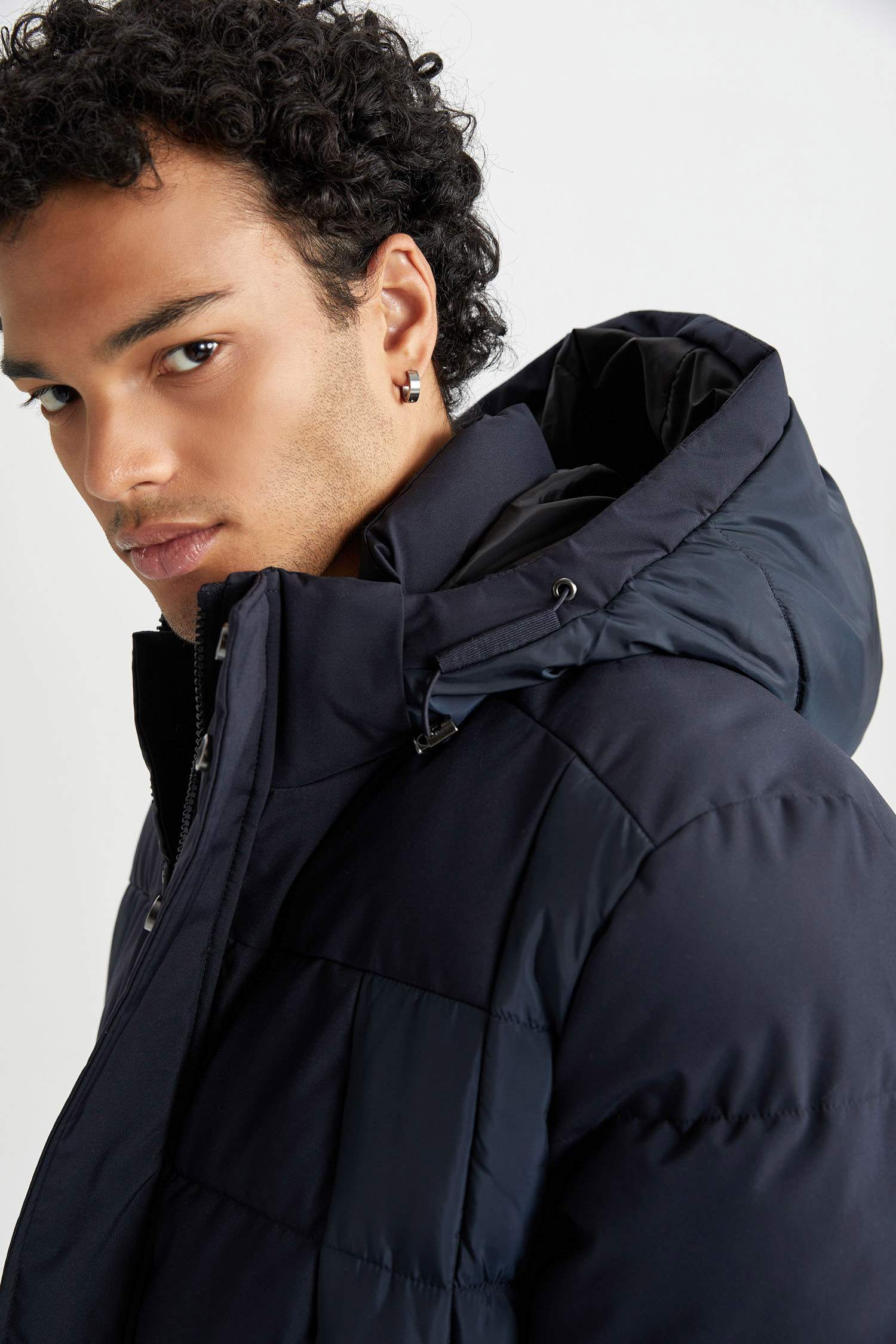 Slim Fit Hooded Faux Fur Lined Puffer Jacket
