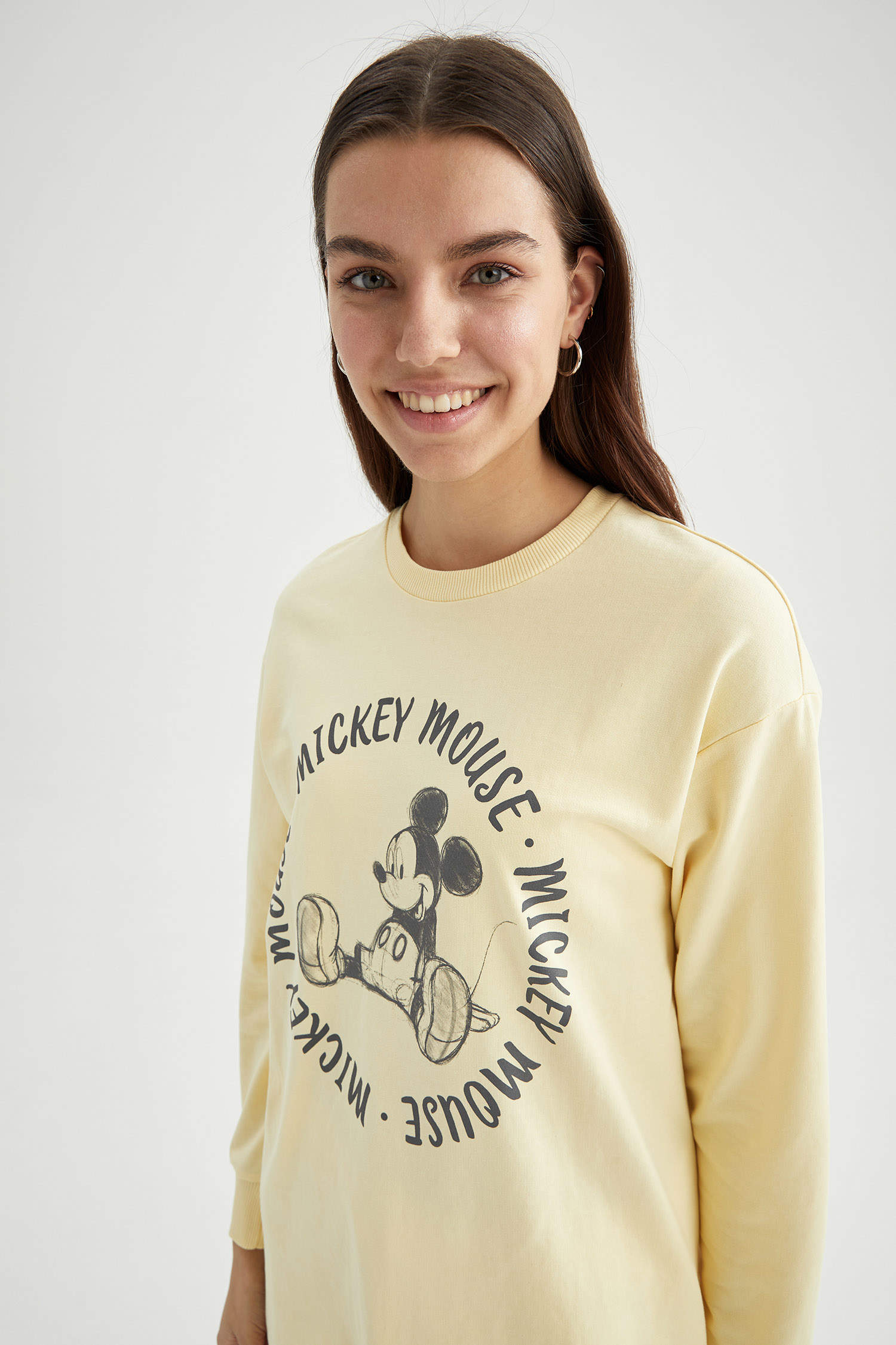 Defacto Relax Fit Mickey Mouse Lisanslı Pamuklu Sweatshirt Tunik. 3