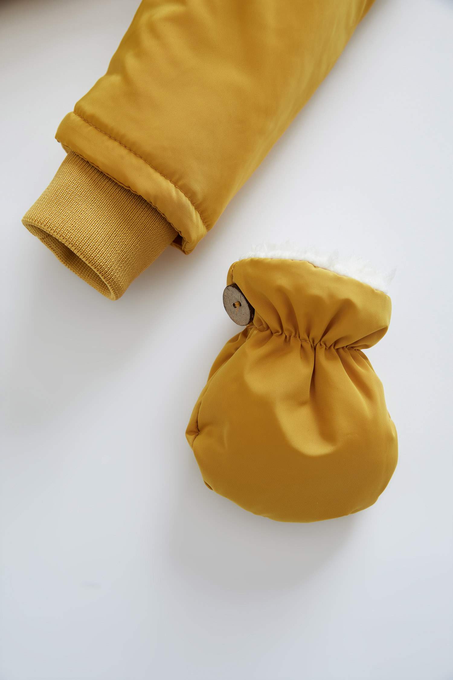 Куртка стандартного кроя с капюшоном для мальчиков