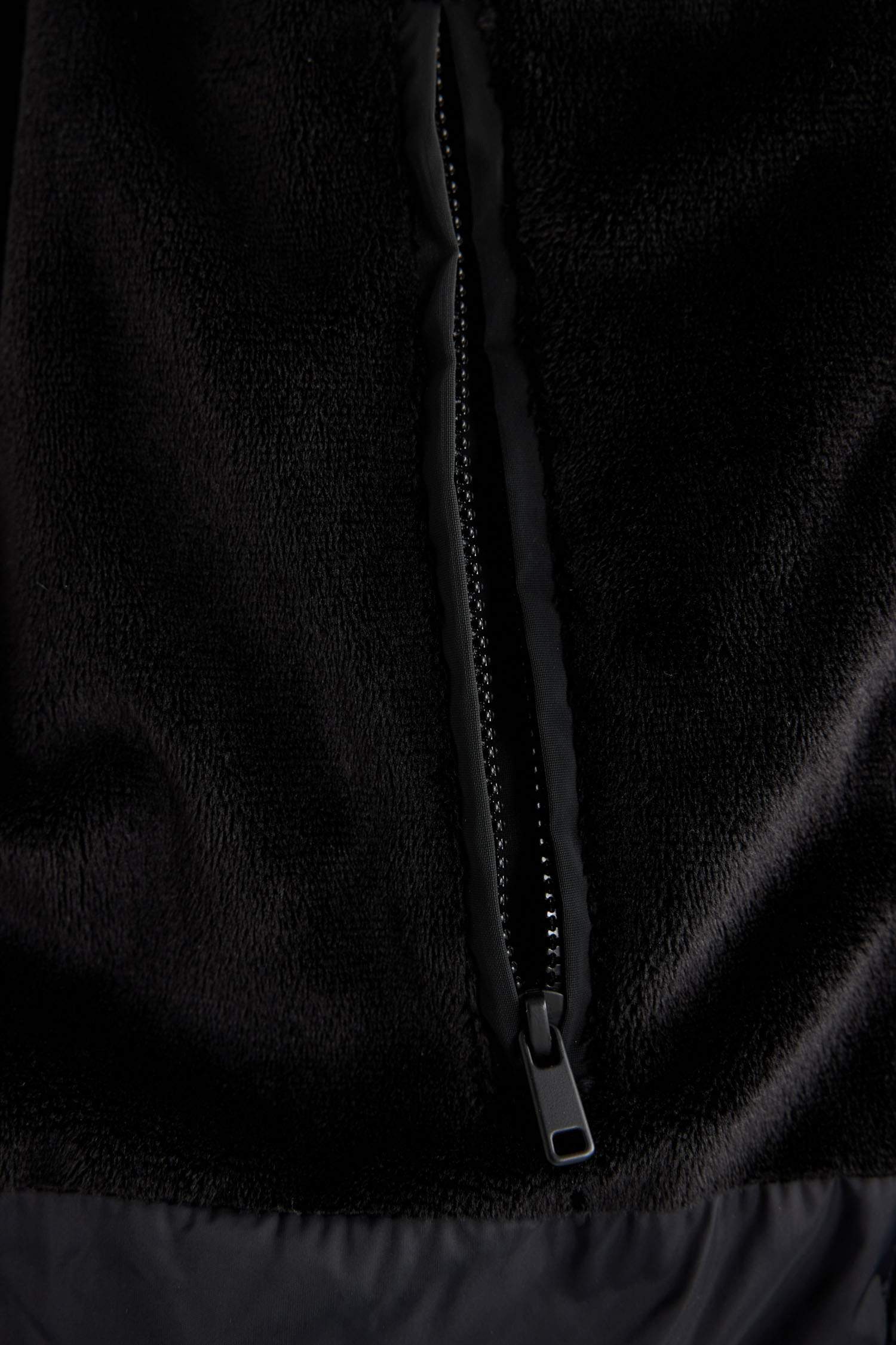 Regular Fit Kapüşonlu Mont