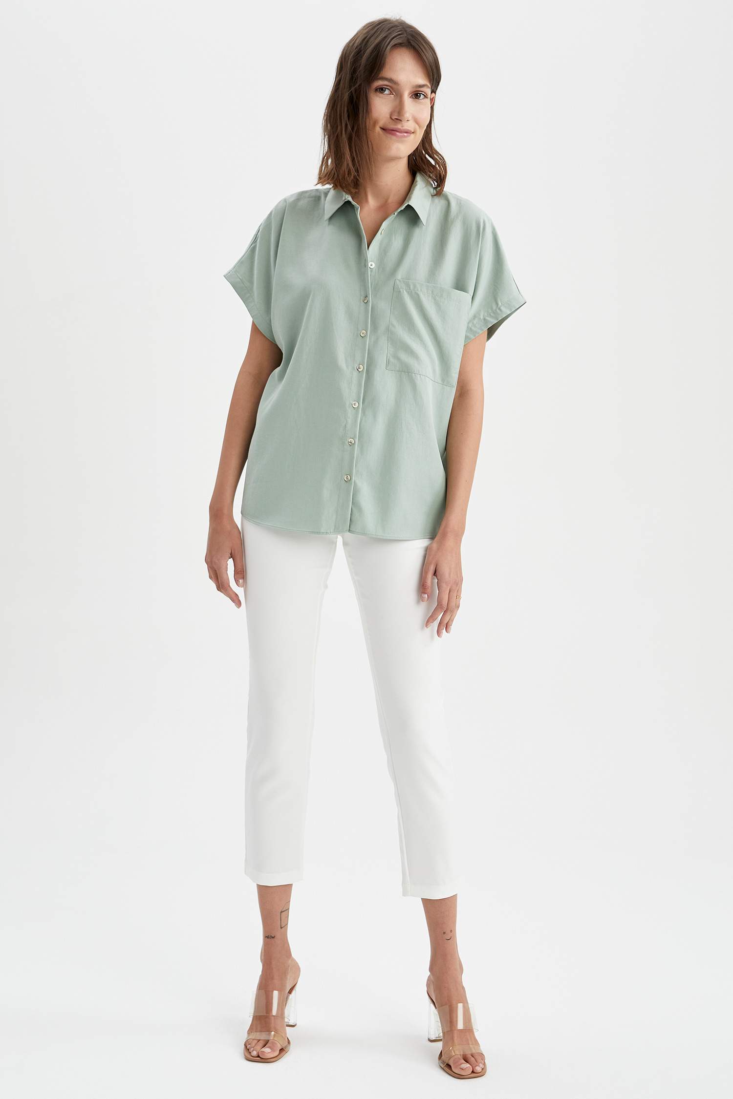 Turquoise WOMAN Relaxed Fit Short 