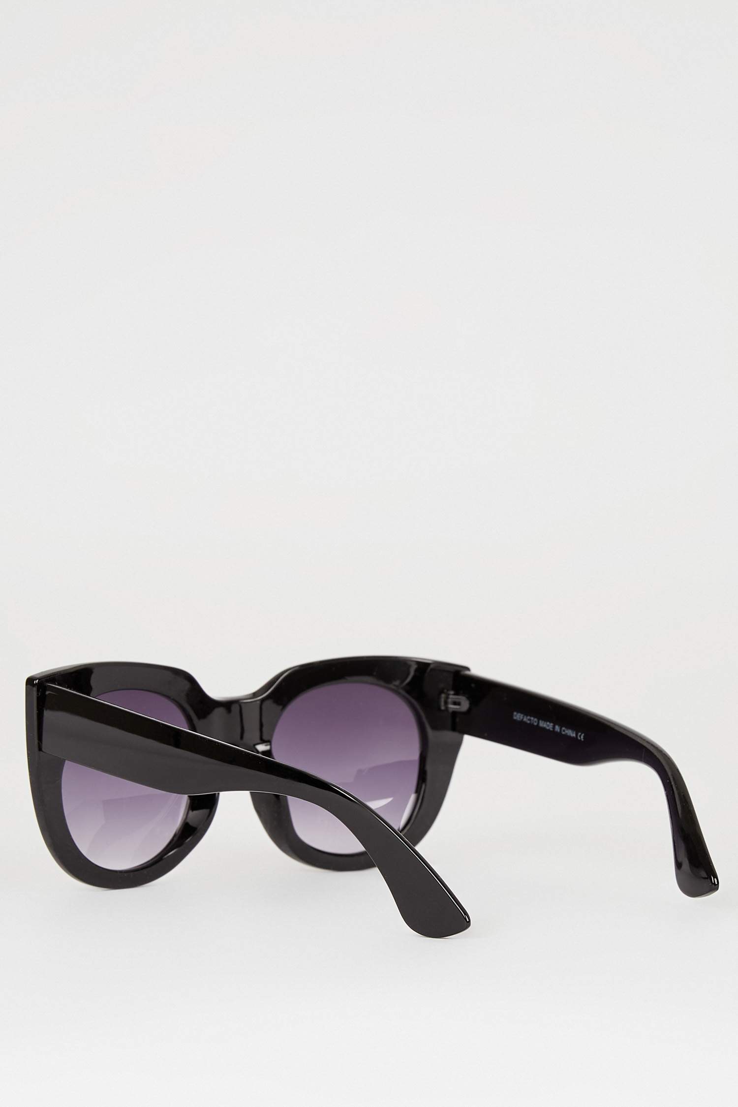 نظارة شمسية حريمي