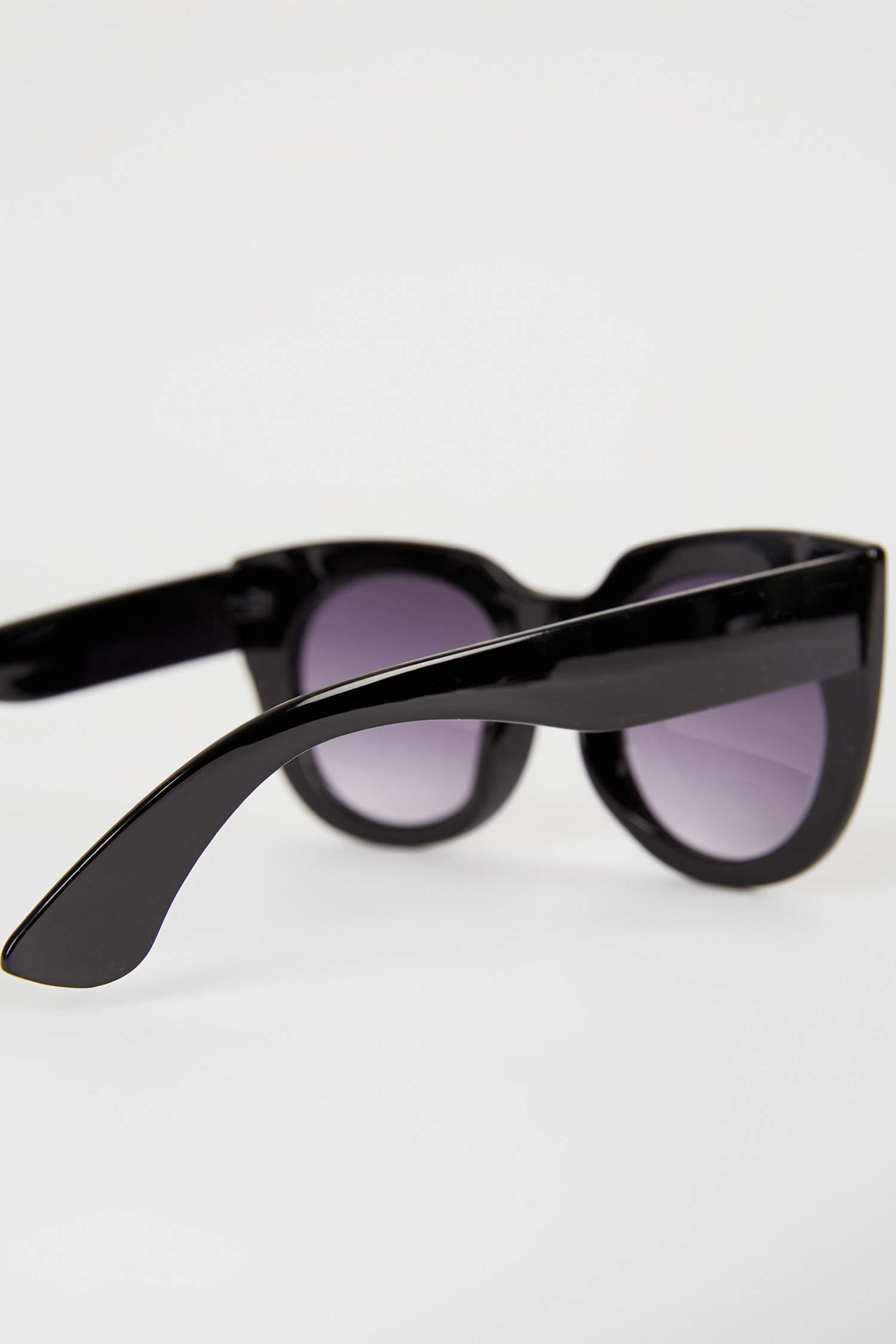 نظارة شمسية حريمي