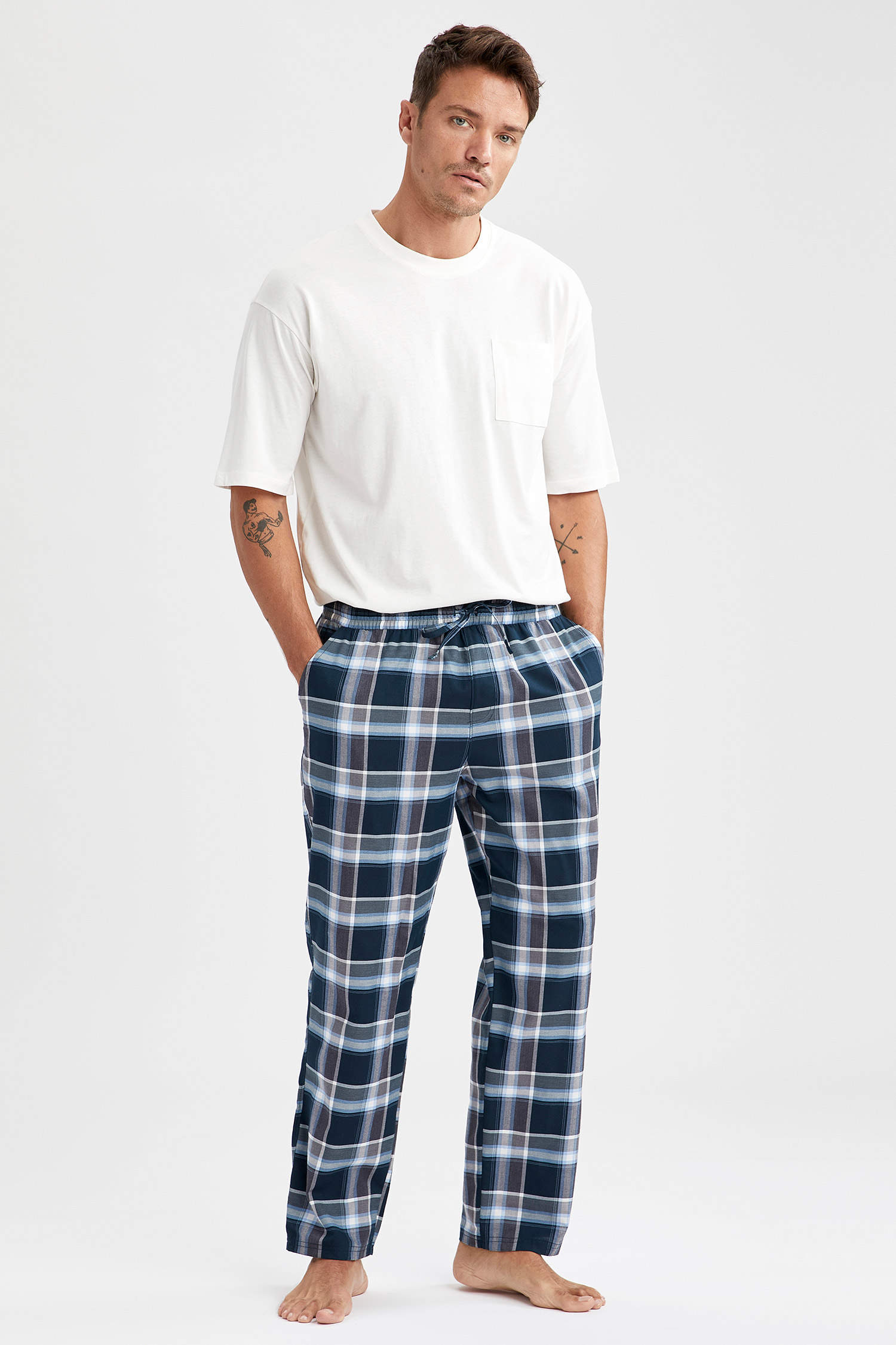 Defacto Regular Fit Ekose Desenli Pijama Altı. 4