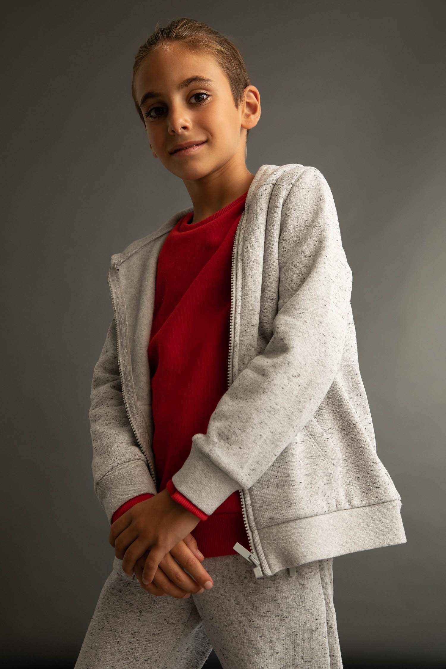 Ұлдарға бас киімді р.2-ші көтерулі Кардиган