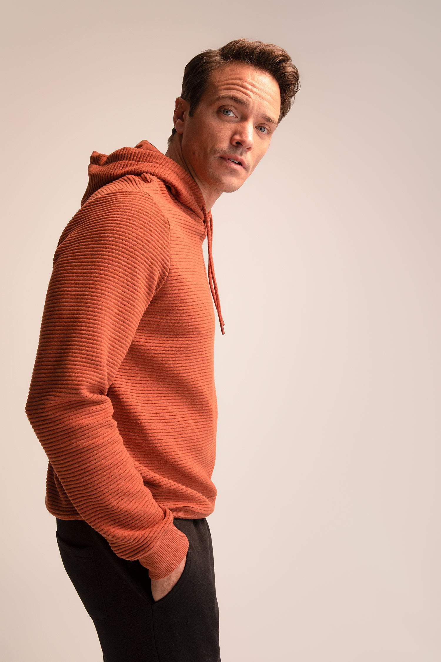 Regular Fit Kapüşonlu Basic Sweatshirt