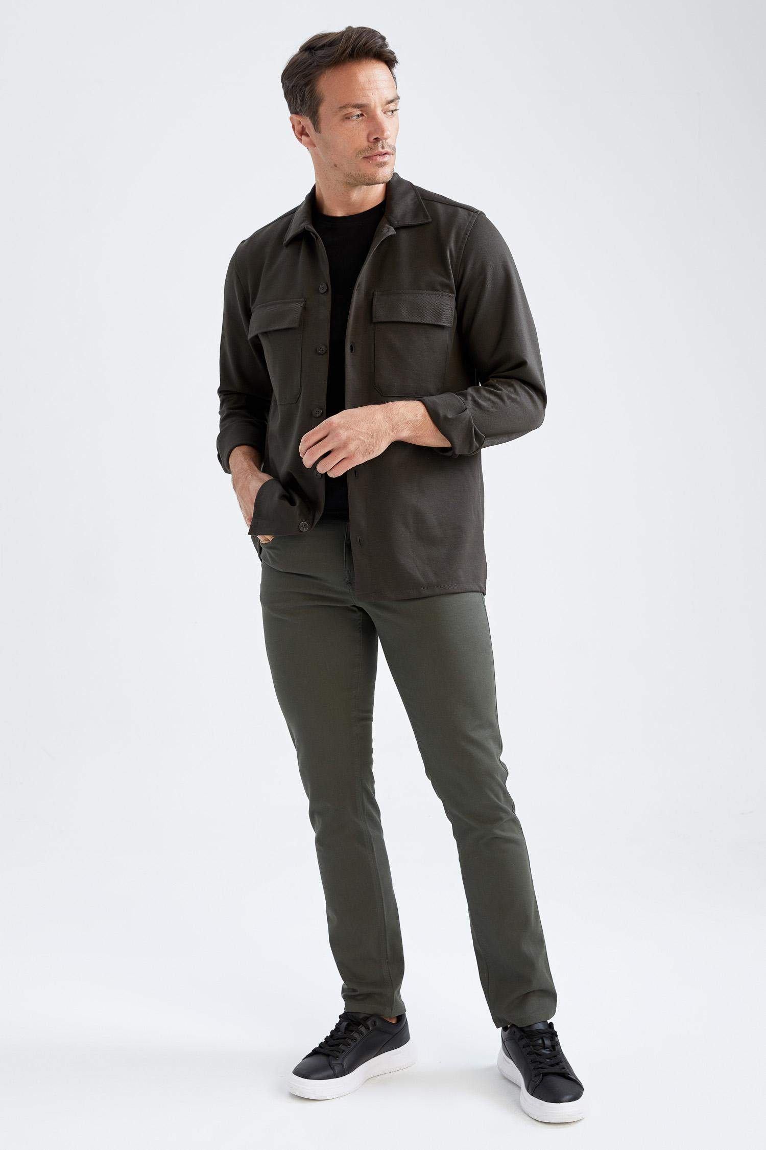 Брюки чинос стандартного кроя