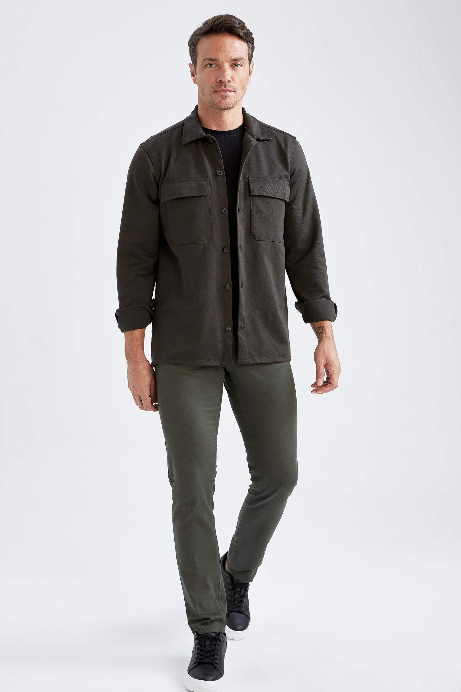 Брюки чинос стандартного кроя