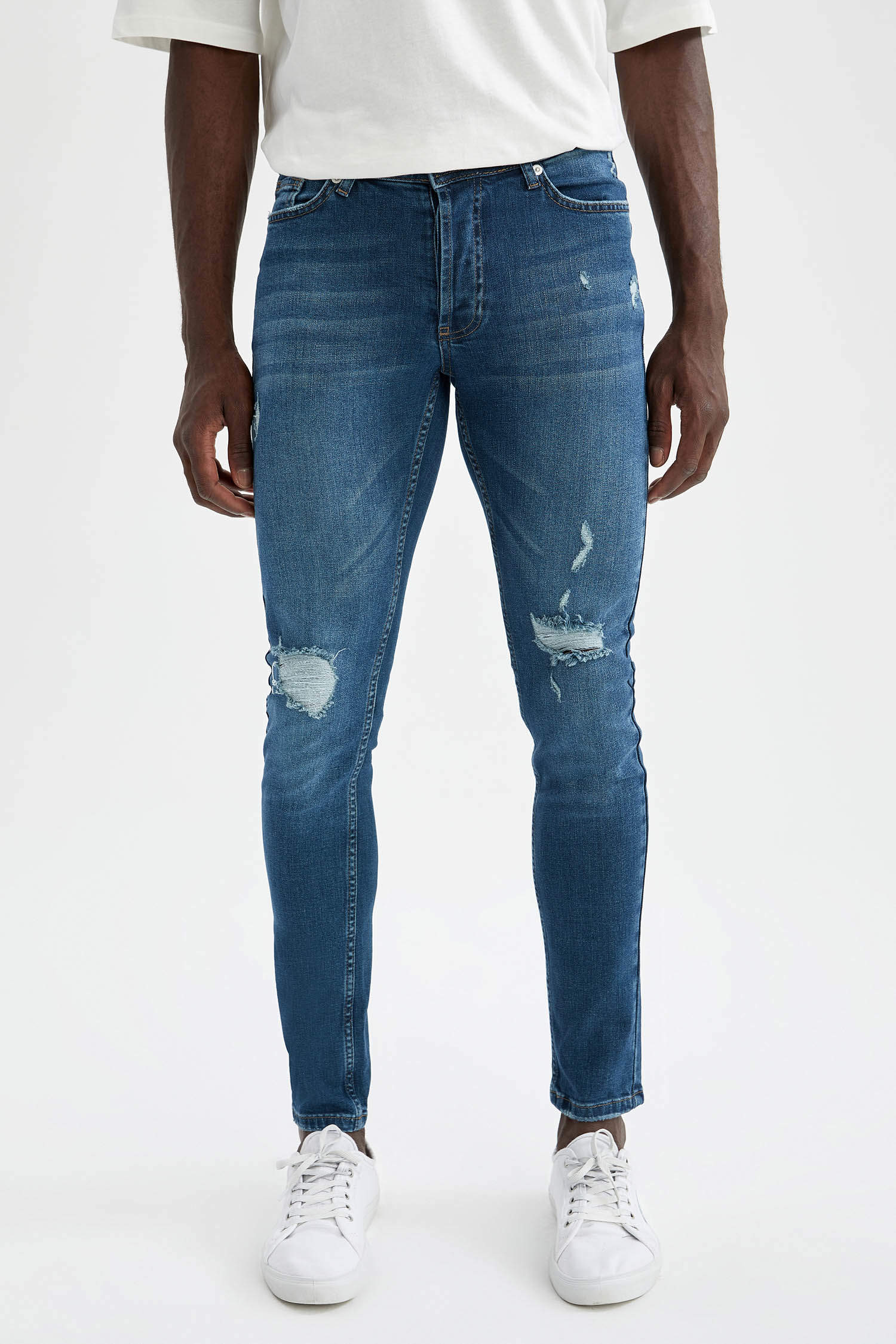 Defacto Super Skinny Fit Normal Bel Dar Paça Yırtık Detaylı Jean Pantolon. 2