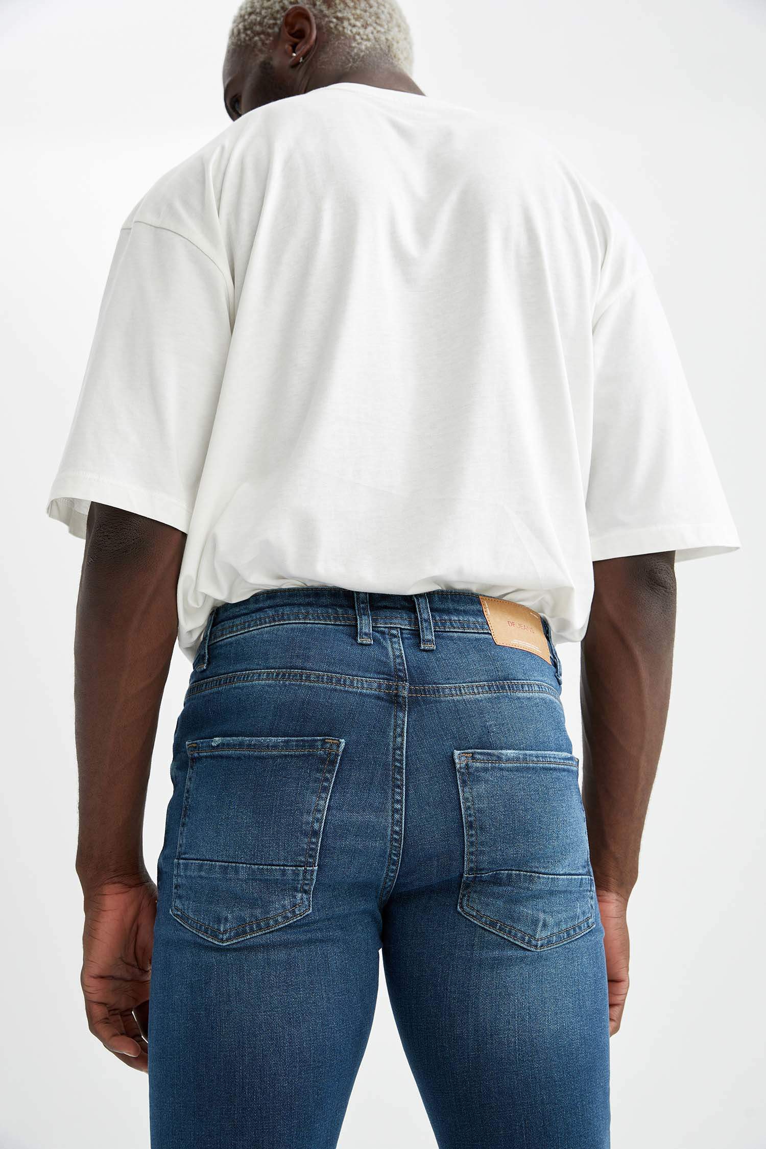 Defacto Super Skinny Fit Normal Bel Dar Paça Yırtık Detaylı Jean Pantolon. 6