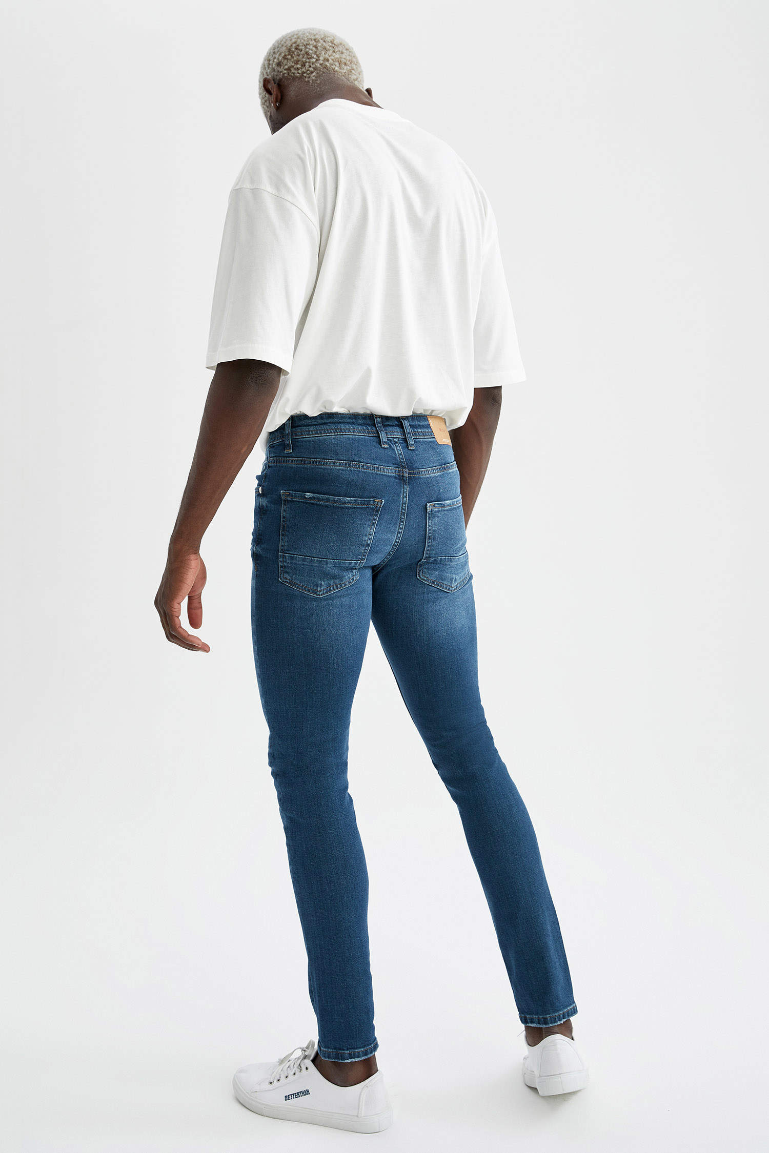 Defacto Super Skinny Fit Normal Bel Dar Paça Yırtık Detaylı Jean Pantolon. 5