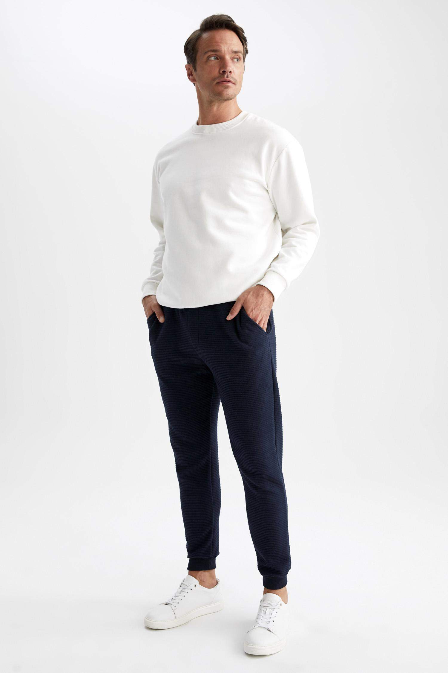 Navy MAN Slim Fit Sweatpants 2662695 | DeFacto