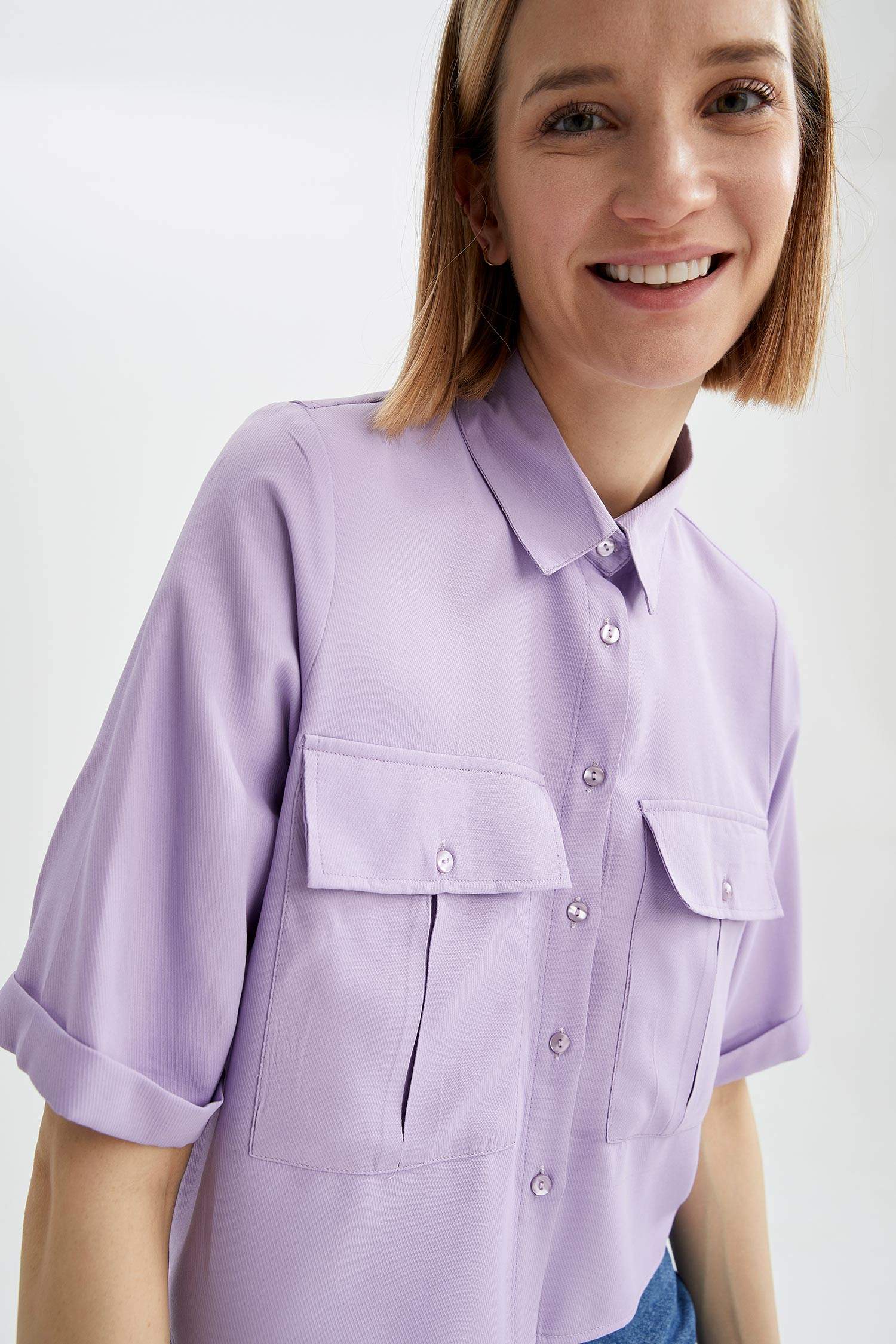 Purple WOMAN Short Sleeve Double Pocket Shirt 1988077 | DeFacto