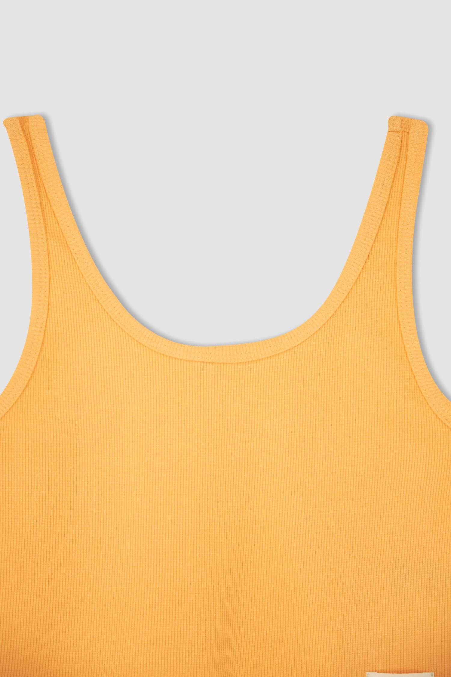 Әйелдерге слим пішімі Ішкөйлек