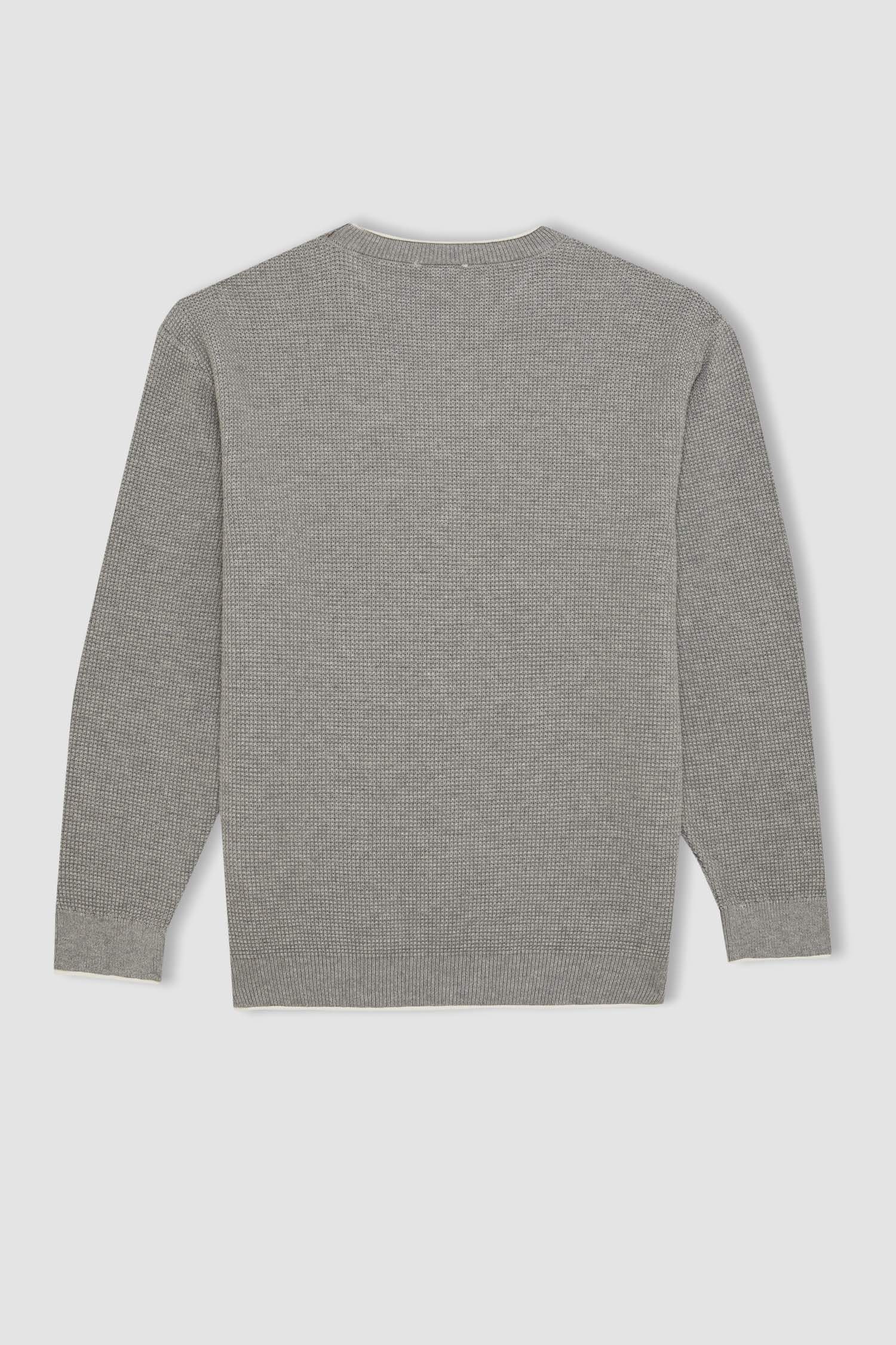 Пуловер стандартного крою з круглим вирізом трикотажний для хлопчиків