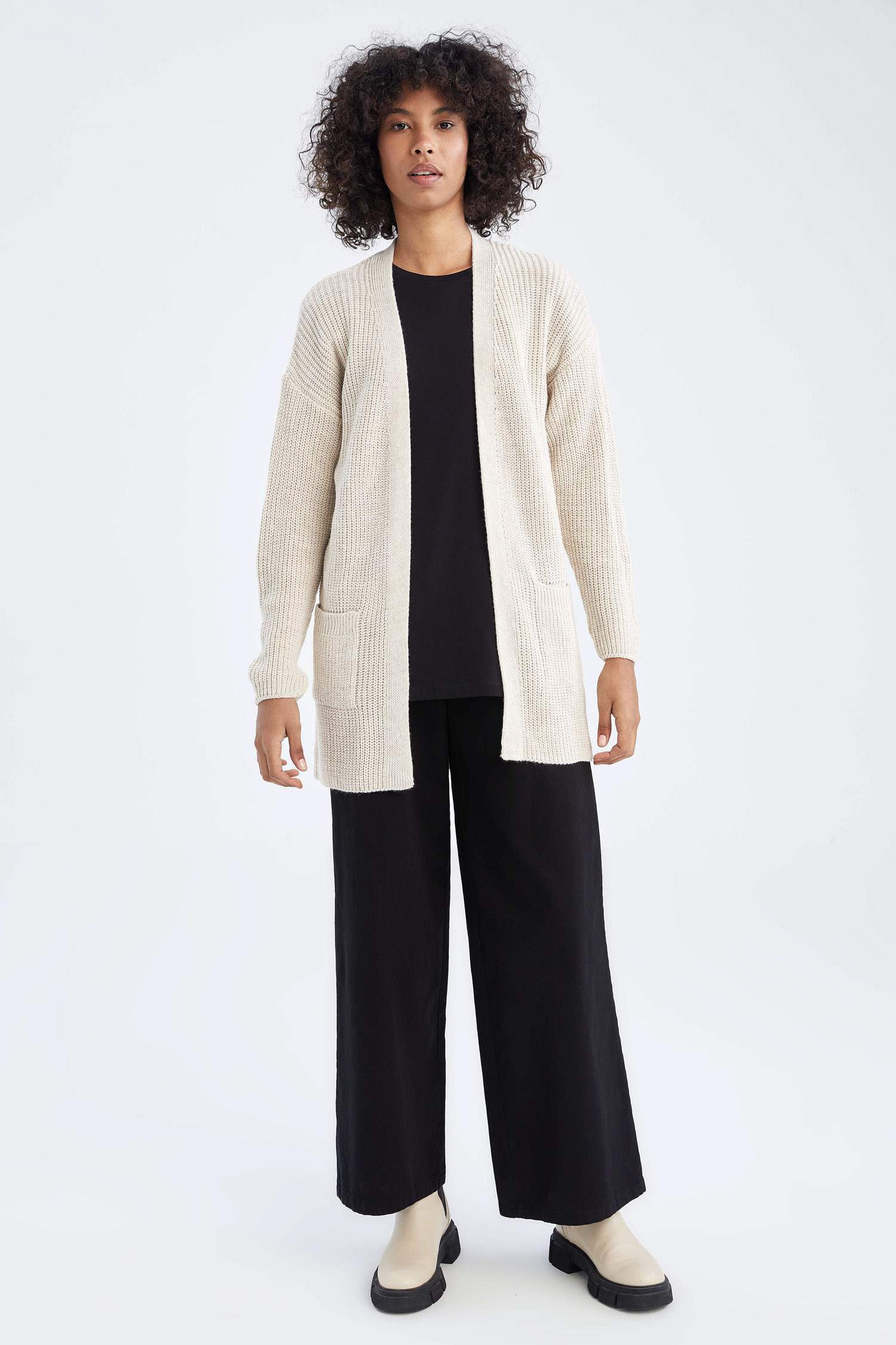 كارديجان قصة عادية