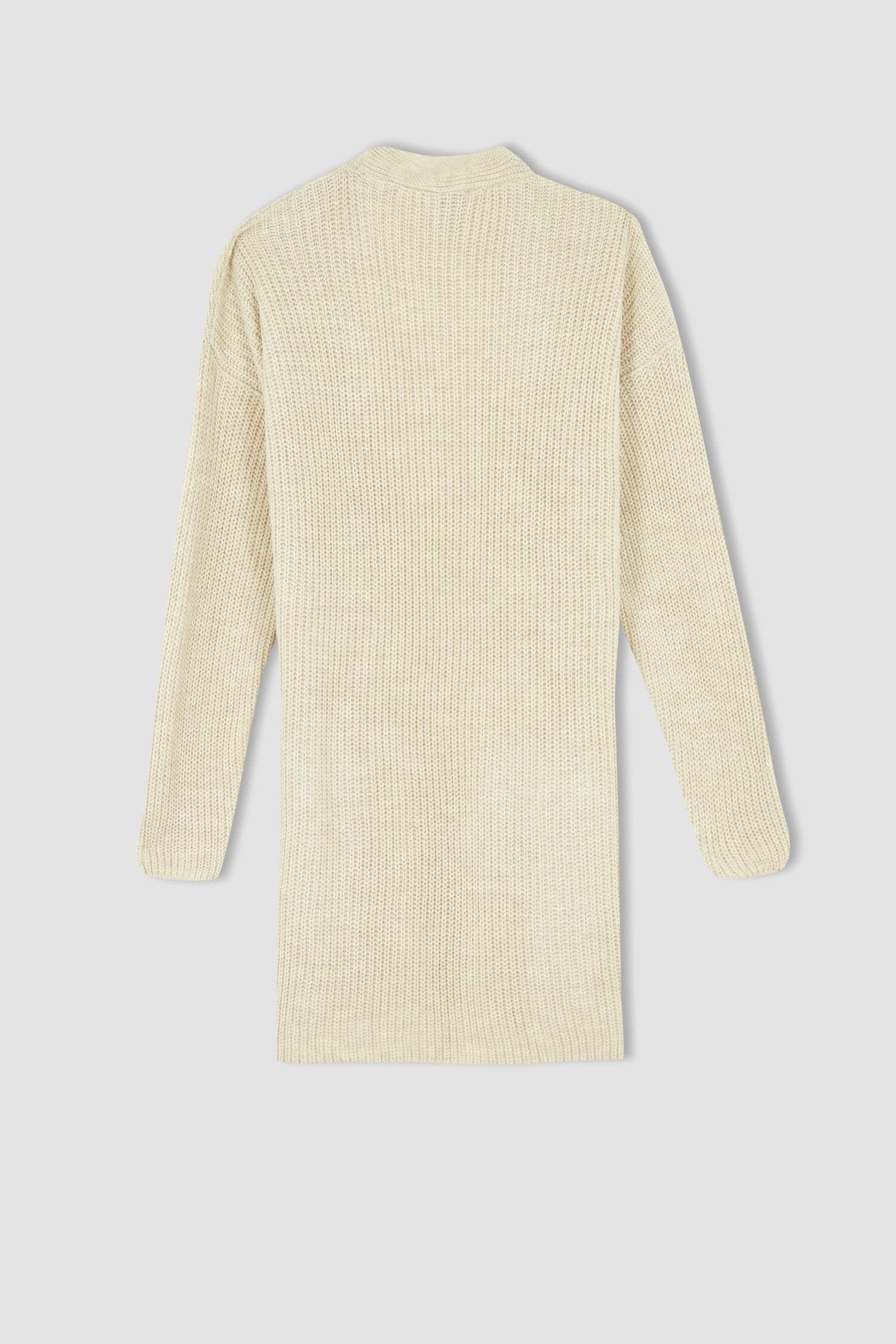 كارديجان قصة عادية