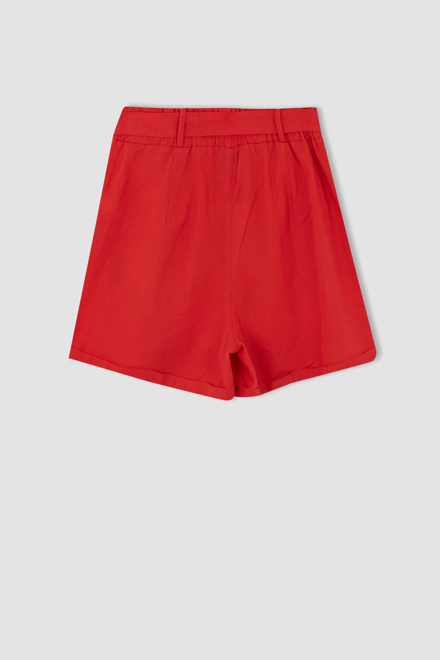 Шорты свободного кроя с карманом