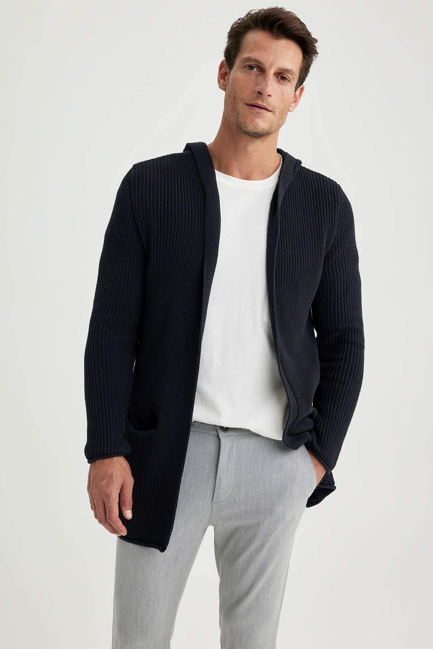 Кардиган стандартного кроя из трикотажа для мужчин