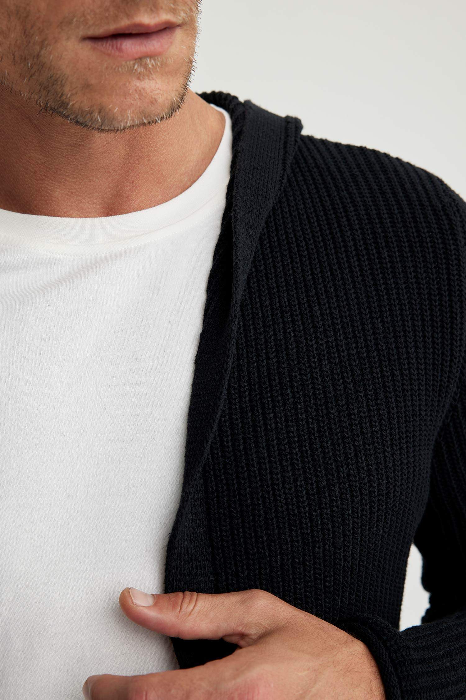 Кардиган стандартного кроя из трикотажа для мужчин