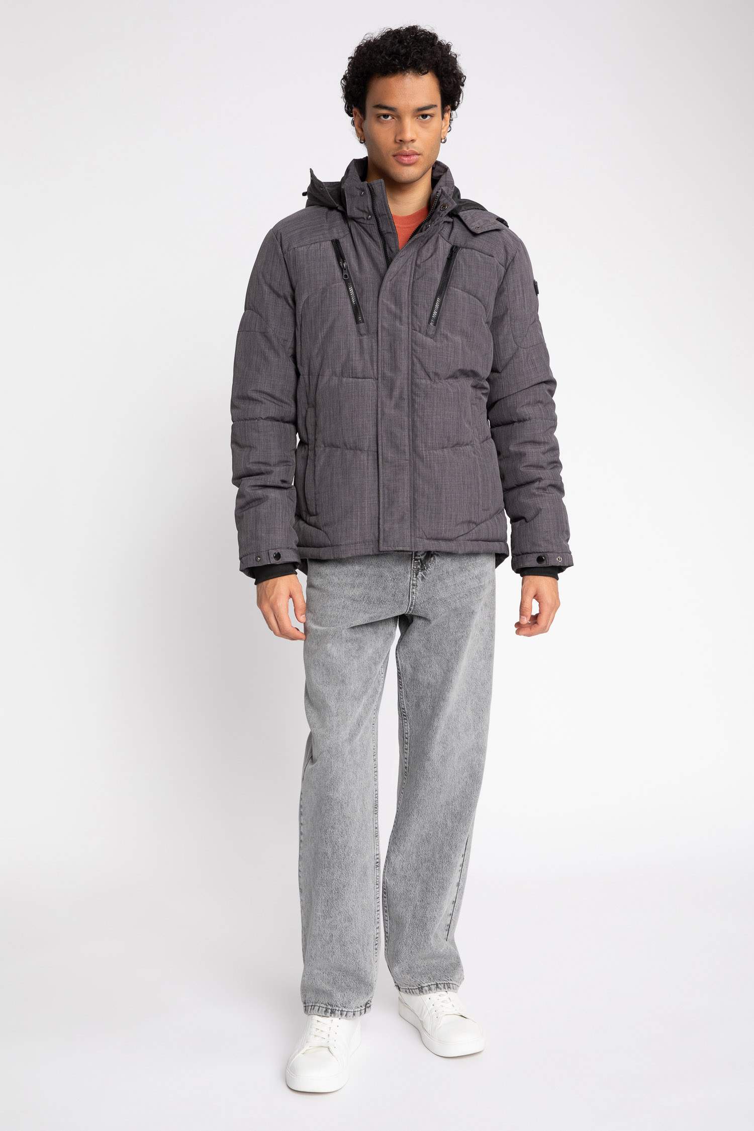 جاكيت بامب سليم فيت بكابيشون ببطانة صوفية وتر برووف