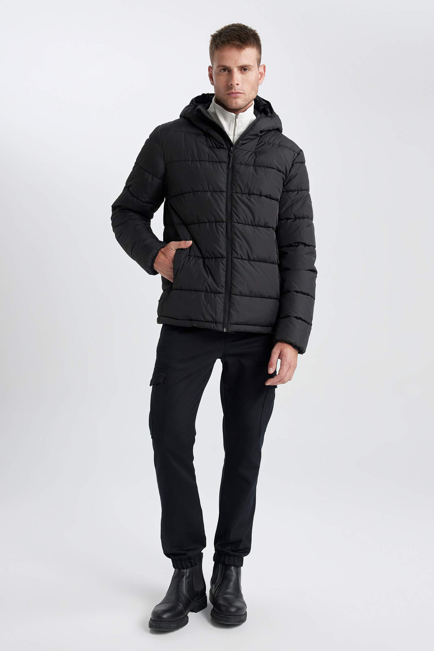 Su Geçirmez Kapüşonlu Şişme Mont Fermuarlı Çift Cepli