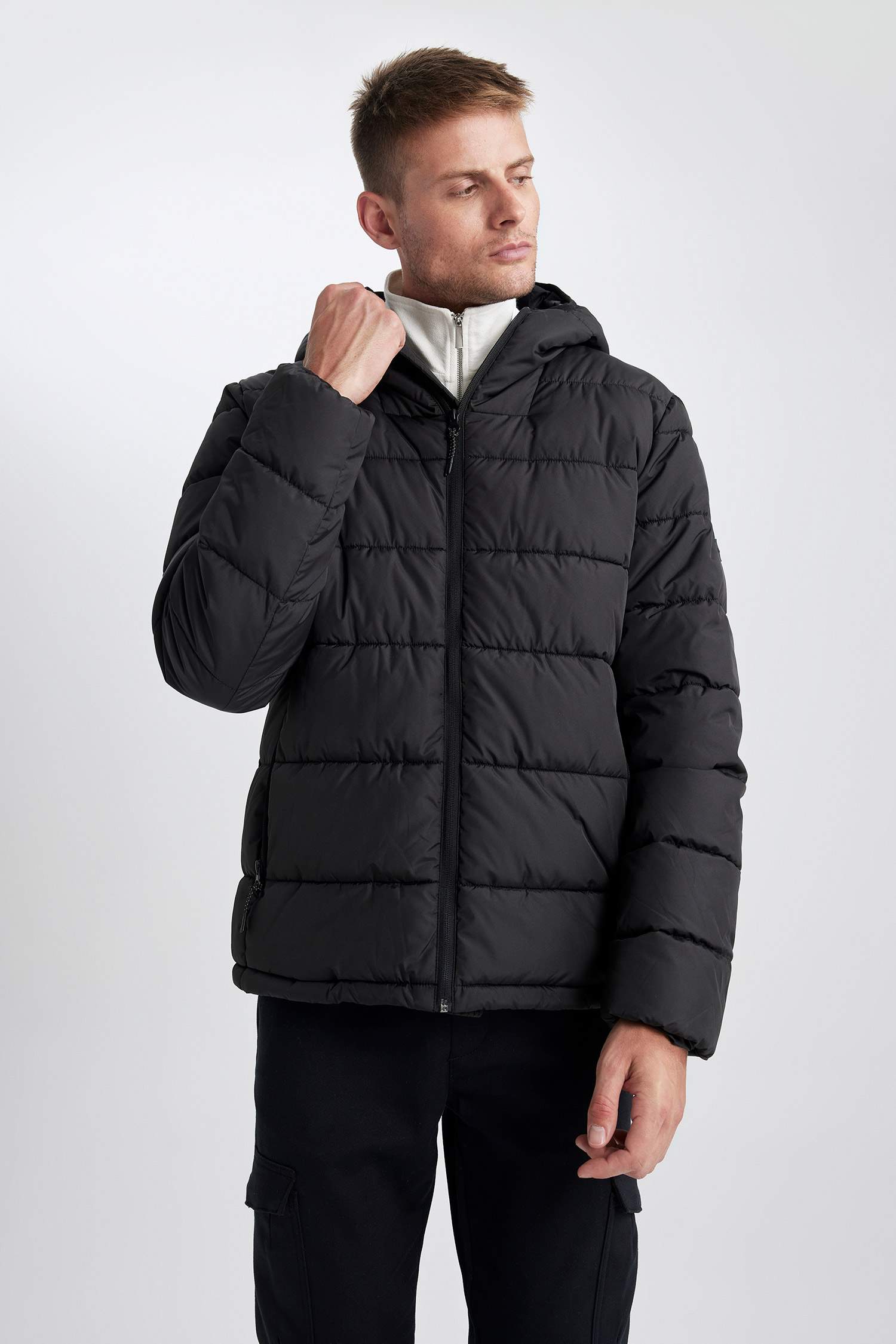 Su Geçirmez Kapüşonlu Şişme Mont Fermuarlı Çift Cepli