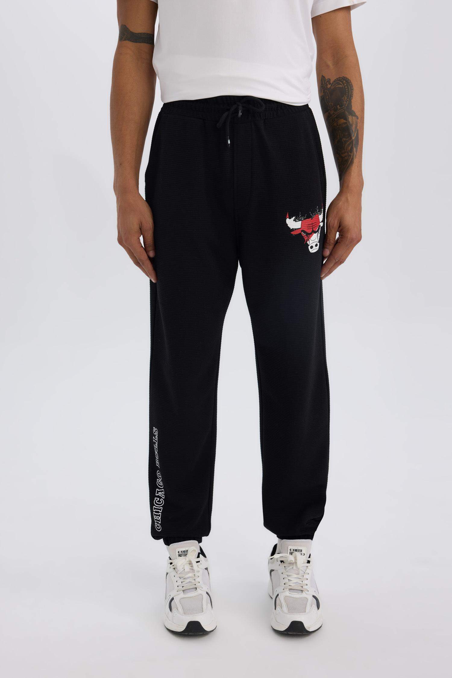 DeFactoFit NBA Chicago Bulls İnce Jogger Eşofman Altı Oversize Geniş Kalıp Cepli Lastikli Paça