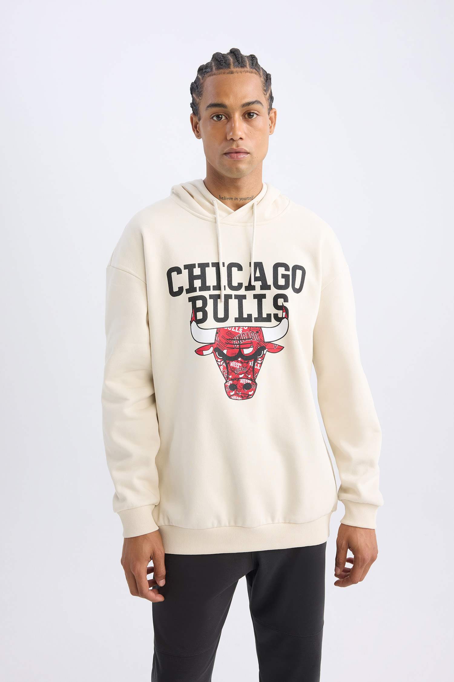 DeFactoFit NBA Chicago Bulls Boxy Fit Kapüşonlu Kalın Sweatshirt
