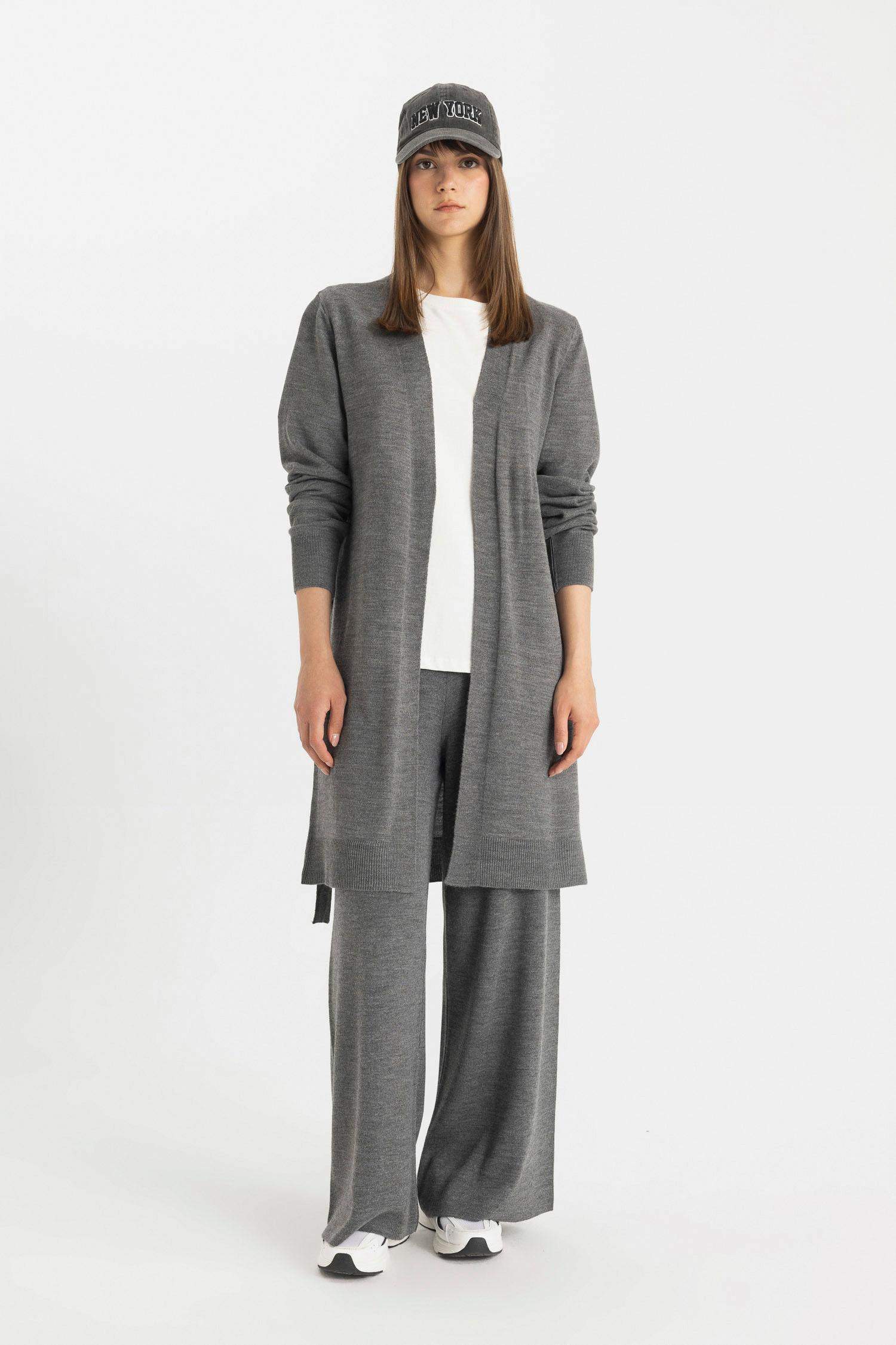 Relax Fit Wide Leg Basic Knitted Trousers